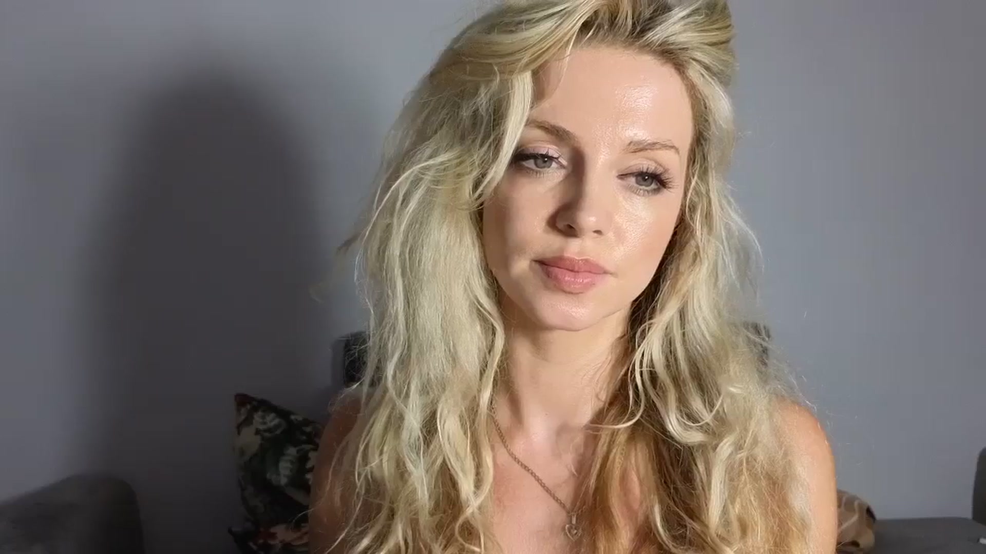 Gallery image thumbnail from Nadyasoft's myfreecams stream on, 09/13/2023, 15:16 image 4 of 20