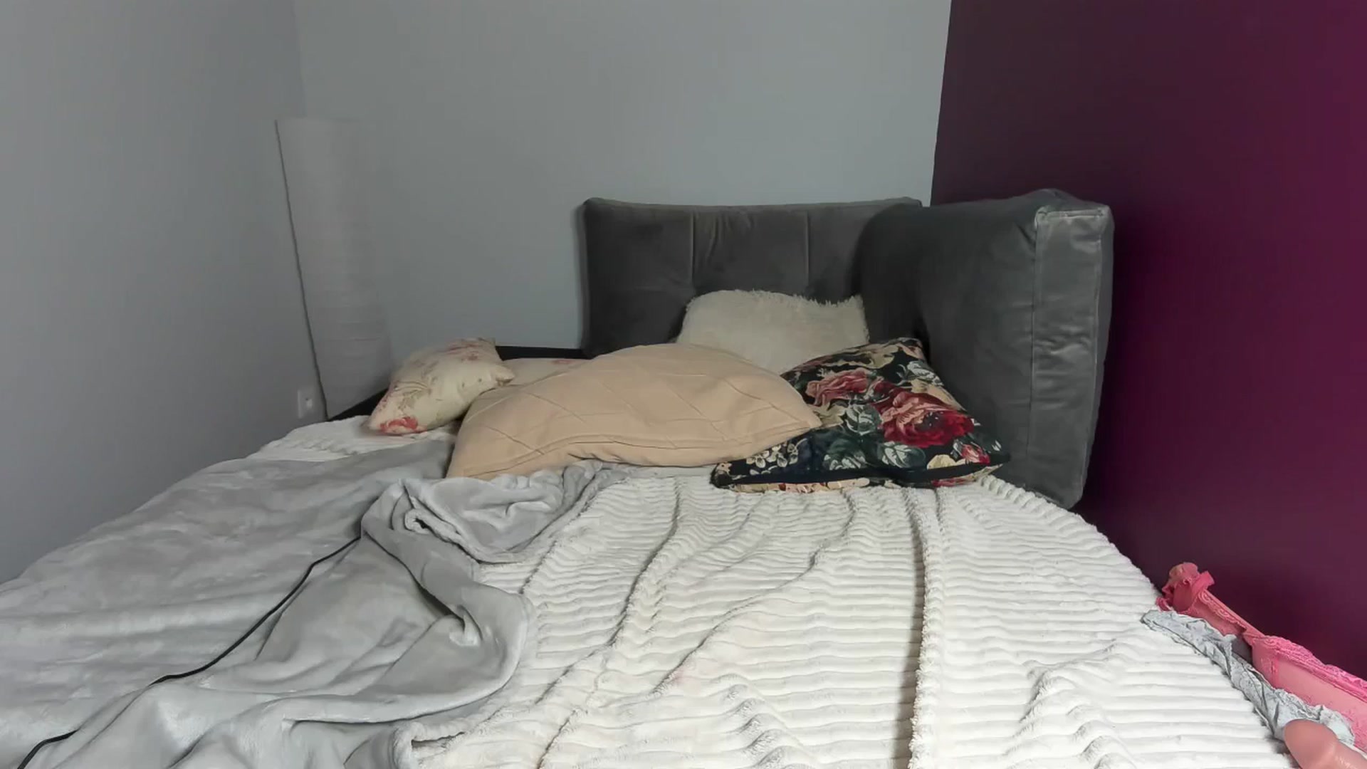 Gallery image thumbnail from Nadyasoft's myfreecams stream on, 10/02/2023, 16:28 image 10 of 20