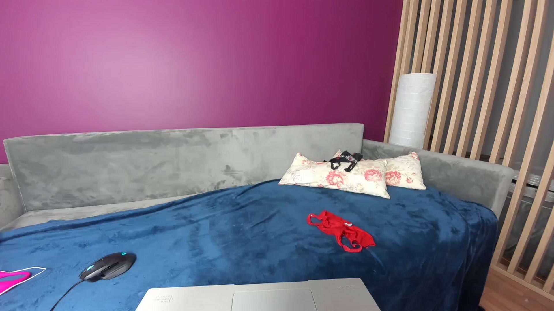 Gallery image thumbnail from Nadyasoft's myfreecams stream on, 10/05/2023, 14:08 image 20 of 20