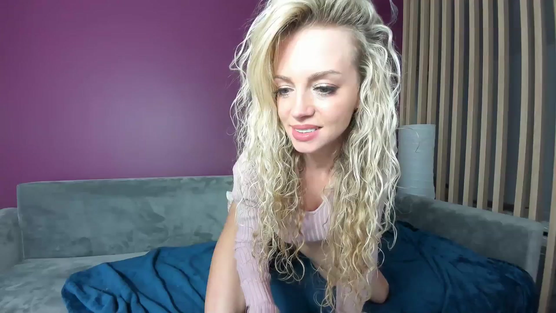 Gallery image thumbnail from Nadyasoft's myfreecams stream on, 10/06/2023, 14:57 image 3 of 20
