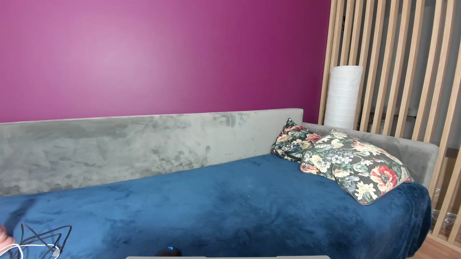 Gallery image thumbnail from Nadyasoft's myfreecams stream on, 10/17/2023, 16:16 image 10 of 20
