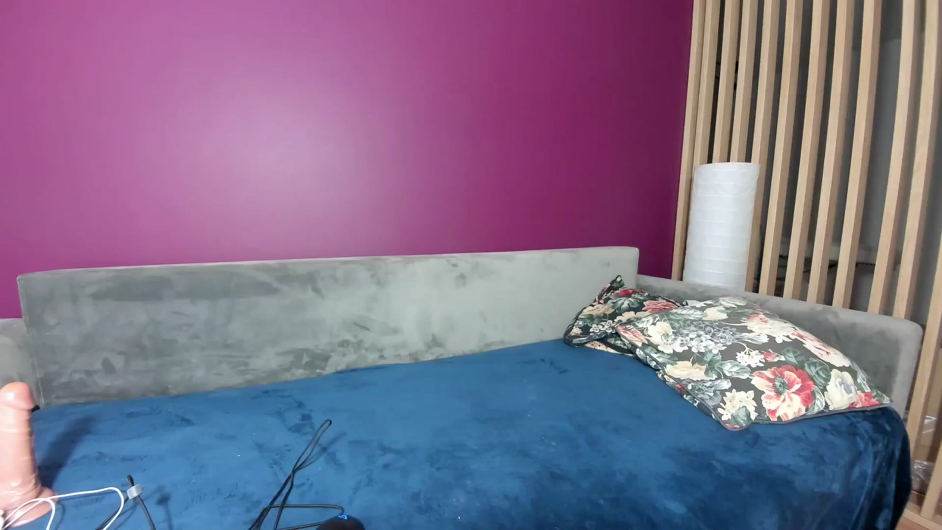 Gallery image thumbnail from Nadyasoft's myfreecams stream on, 10/17/2023, 17:38 image 16 of 20