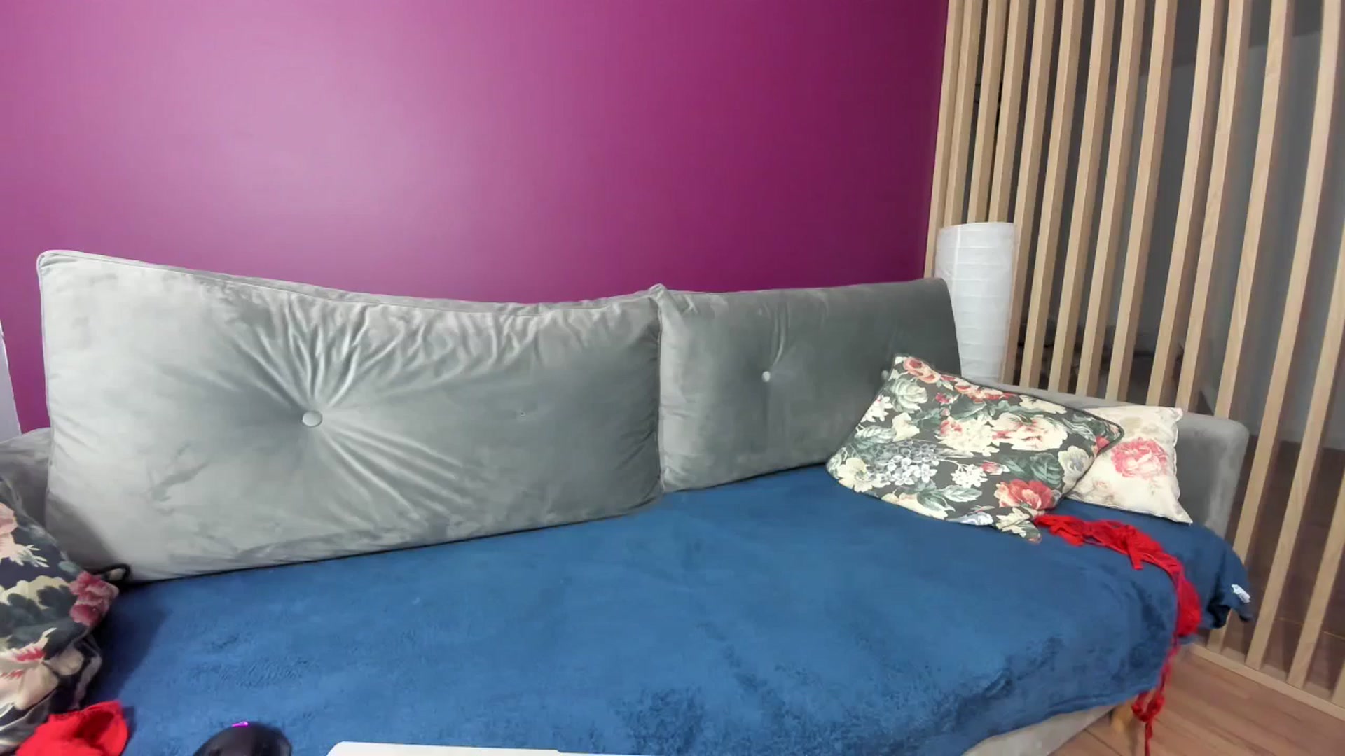 Gallery image thumbnail from Nadyasoft's myfreecams stream on, 10/20/2023, 17:04 image 8 of 20