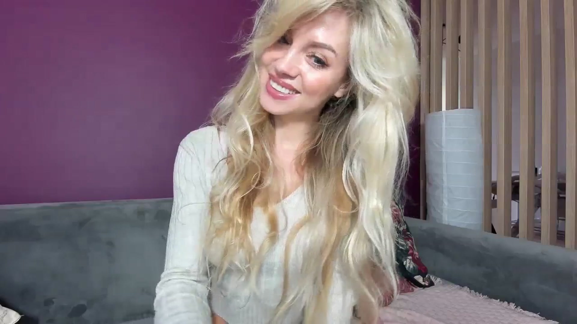 Gallery image thumbnail from Nadyasoft's myfreecams stream on, 11/05/2023, 12:41 image 2 of 20