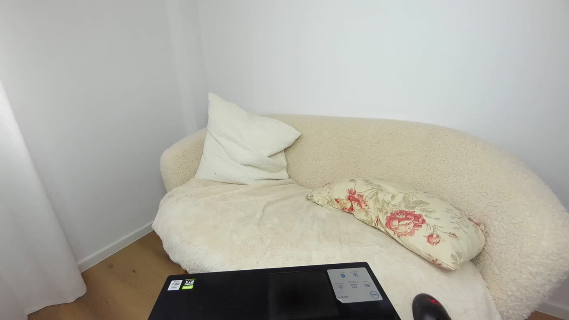 Gallery image thumbnail from Nadyasoft's myfreecams stream on, 04/12/2024, 08:14 image 20 of 20