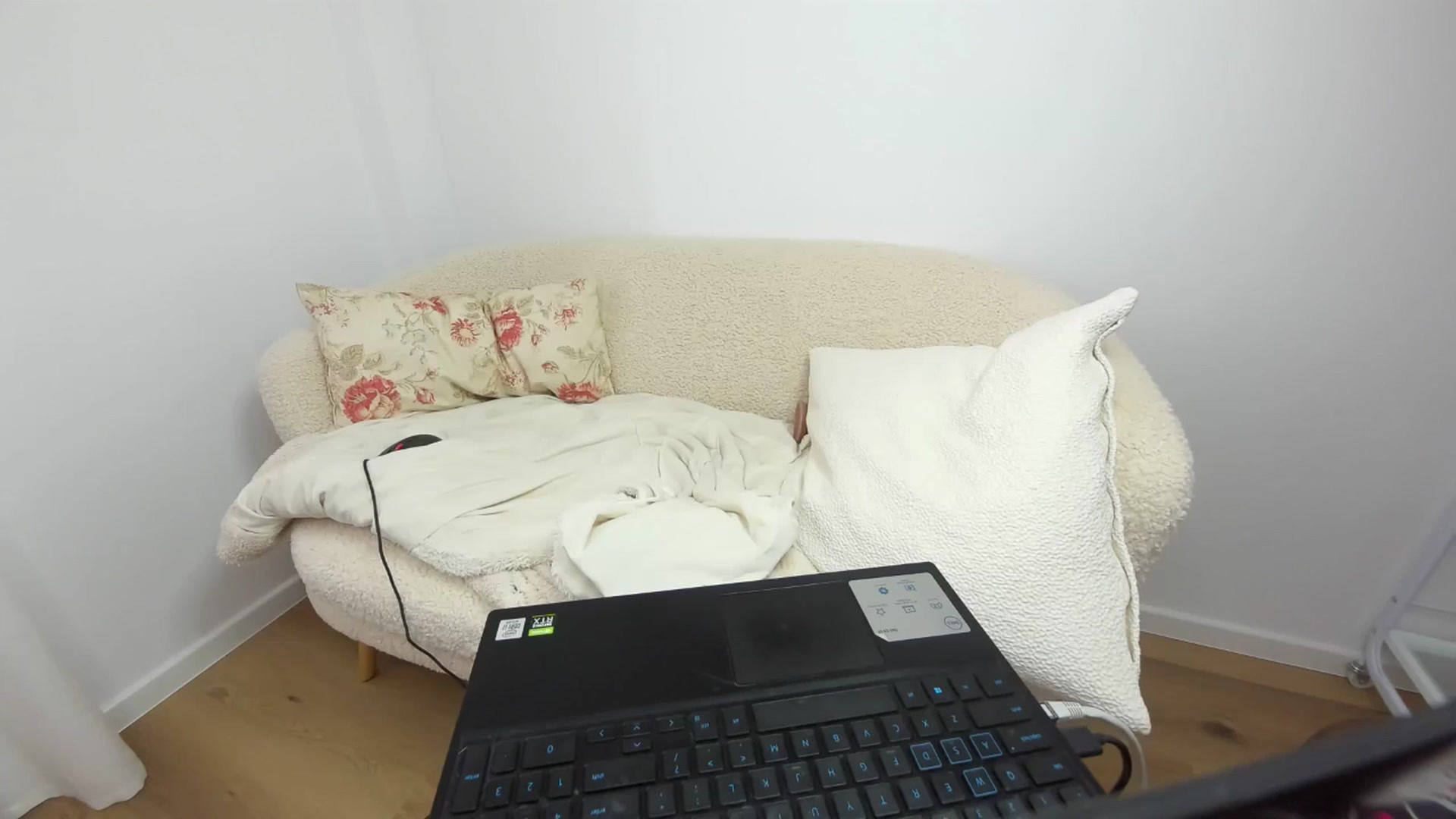 Gallery image thumbnail from Nadyasoft's myfreecams stream on, 04/25/2024, 11:30 image 4 of 20