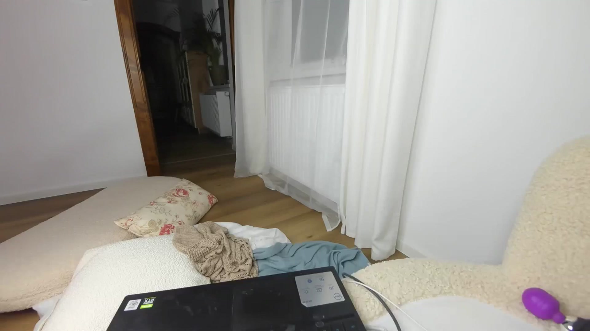 Gallery image thumbnail from Nadyasoft's myfreecams stream on, 05/28/2024, 11:15 image 5 of 20