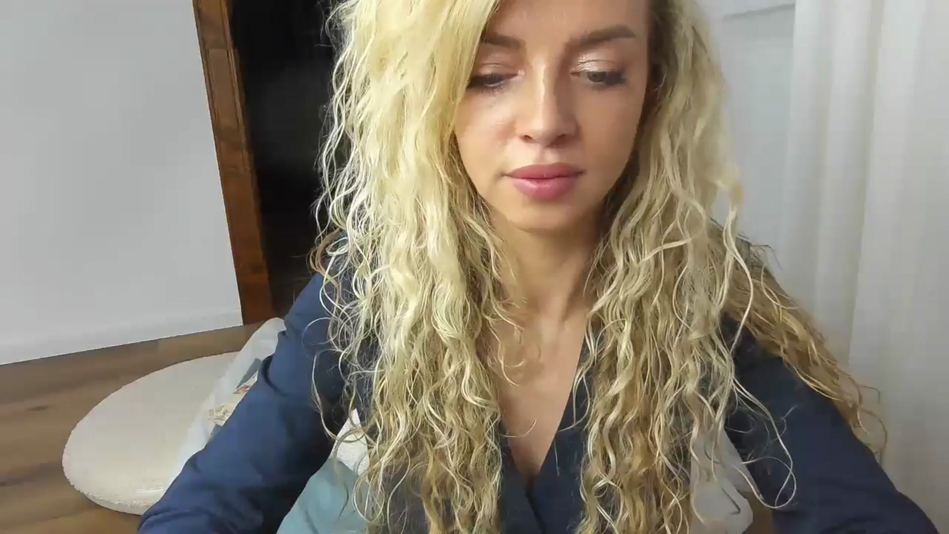 Gallery image thumbnail from Nadyasoft's myfreecams stream on, 06/06/2024, 10:22 image 6 of 20