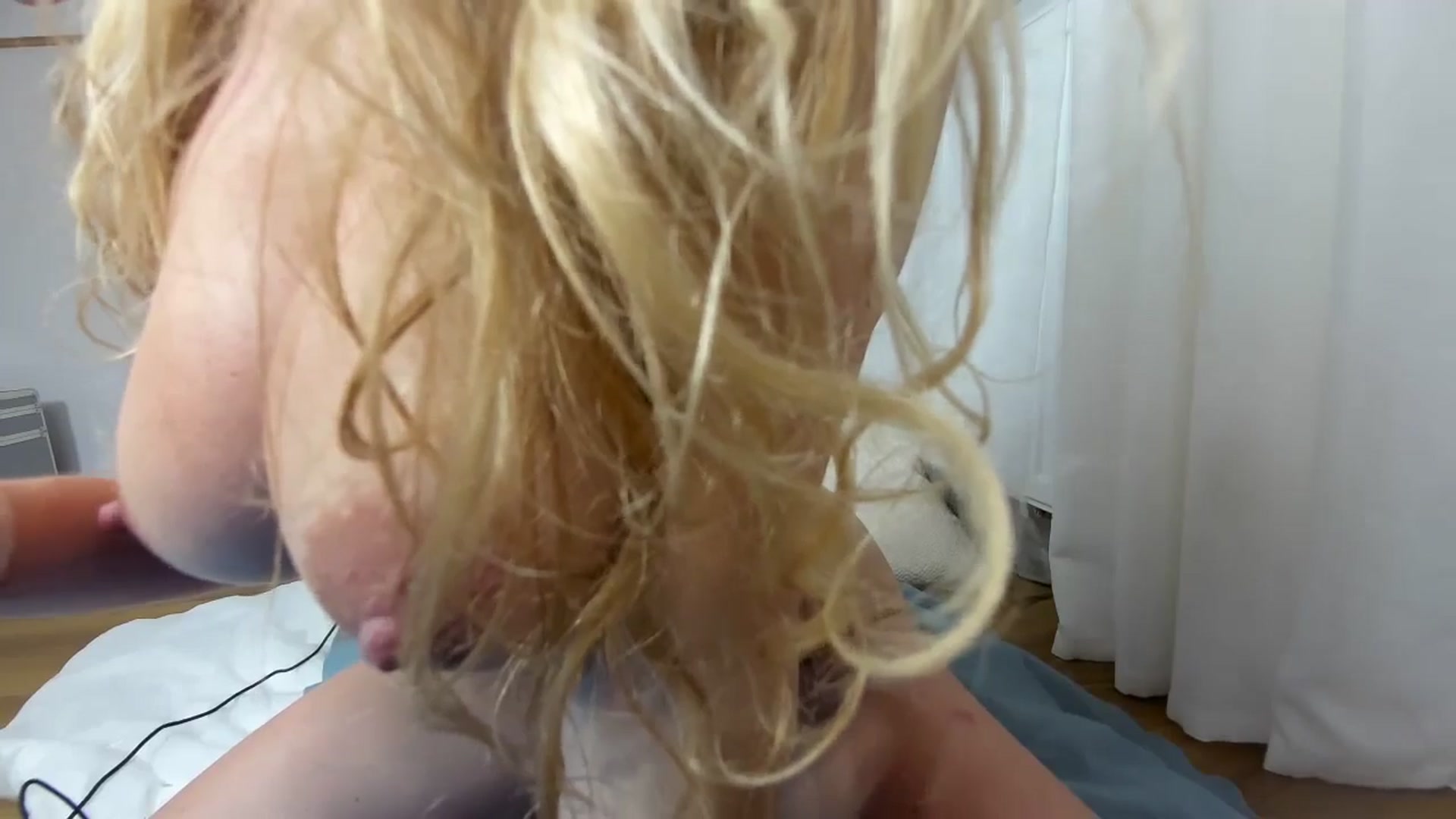 Gallery image thumbnail from Nadyasoft's myfreecams stream on, 06/13/2024, 18:05 image 11 of 20