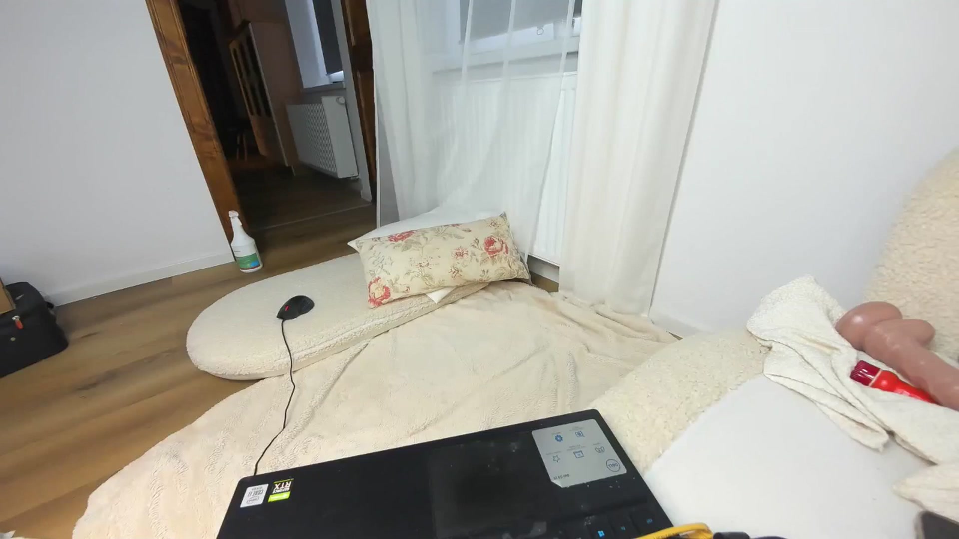 Gallery image thumbnail from Nadyasoft's myfreecams stream on, 07/03/2024, 16:28 image 2 of 20