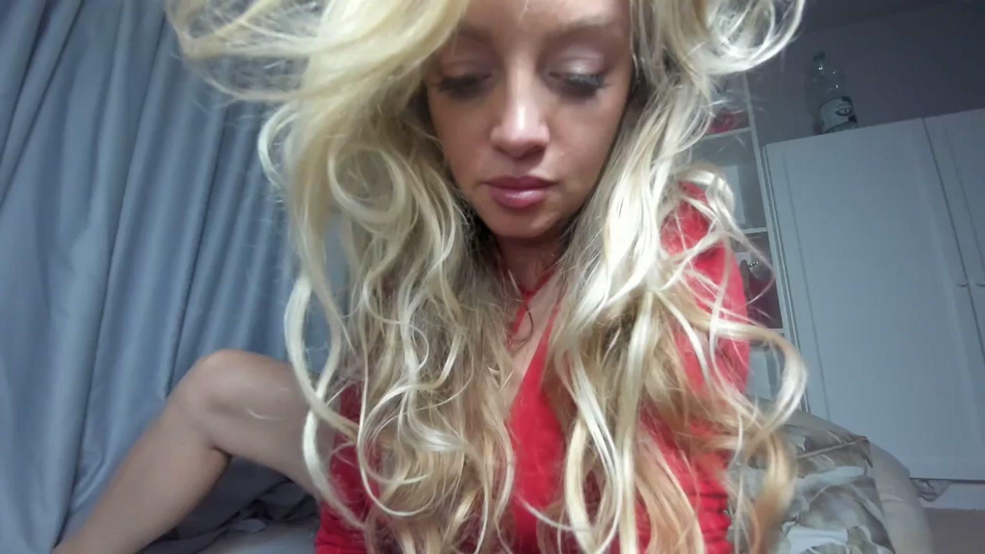 Gallery image thumbnail from Nadyasoft's myfreecams stream on, 09/06/2024, 17:42 image 6 of 20