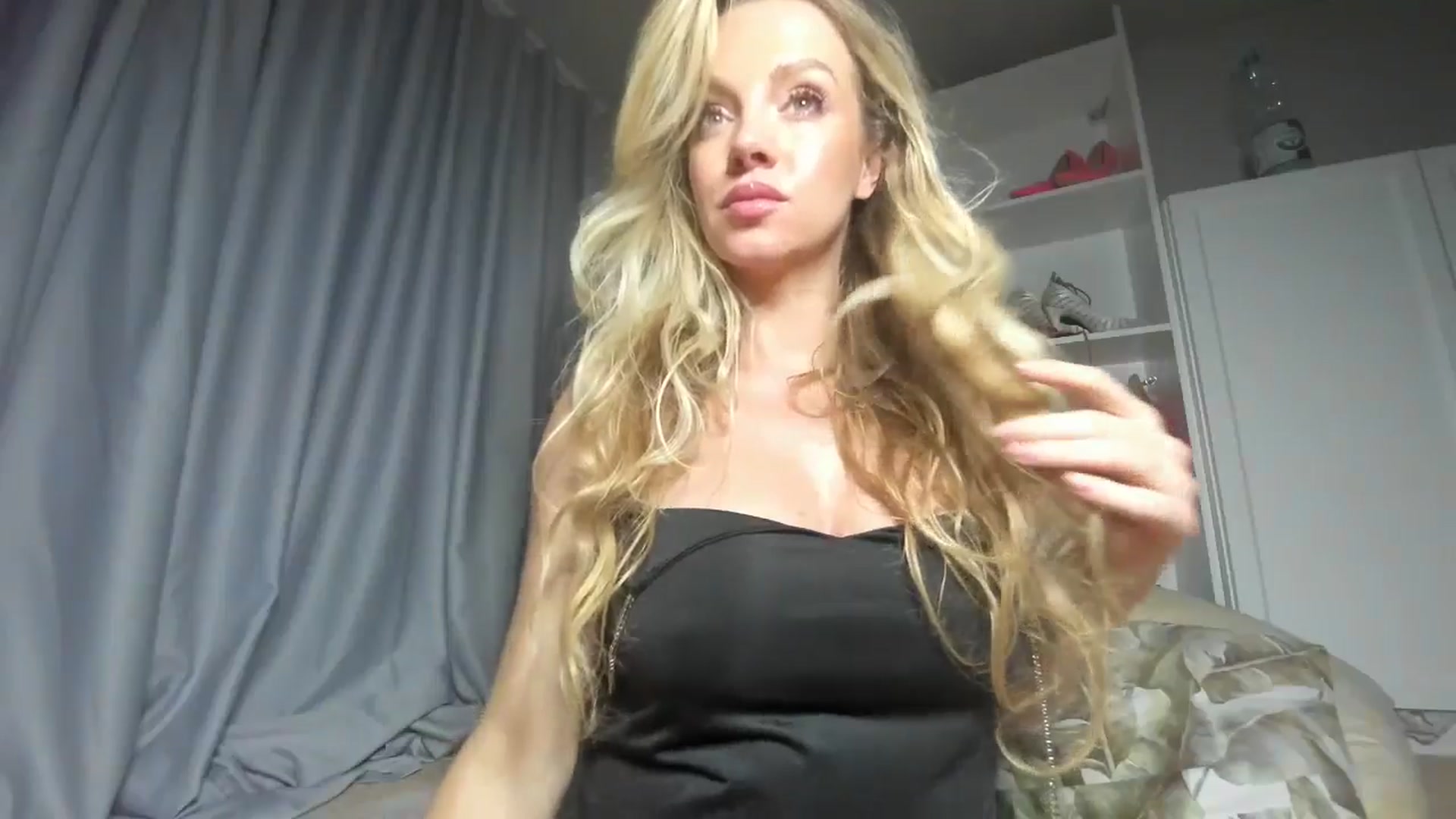 Gallery image thumbnail from Nadyasoft's myfreecams stream on, 09/06/2024, 17:42 image 18 of 20