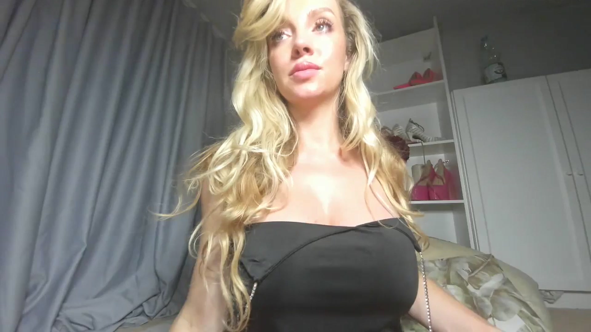 Gallery image thumbnail from Nadyasoft's myfreecams stream on, 09/06/2024, 19:22 image 5 of 20