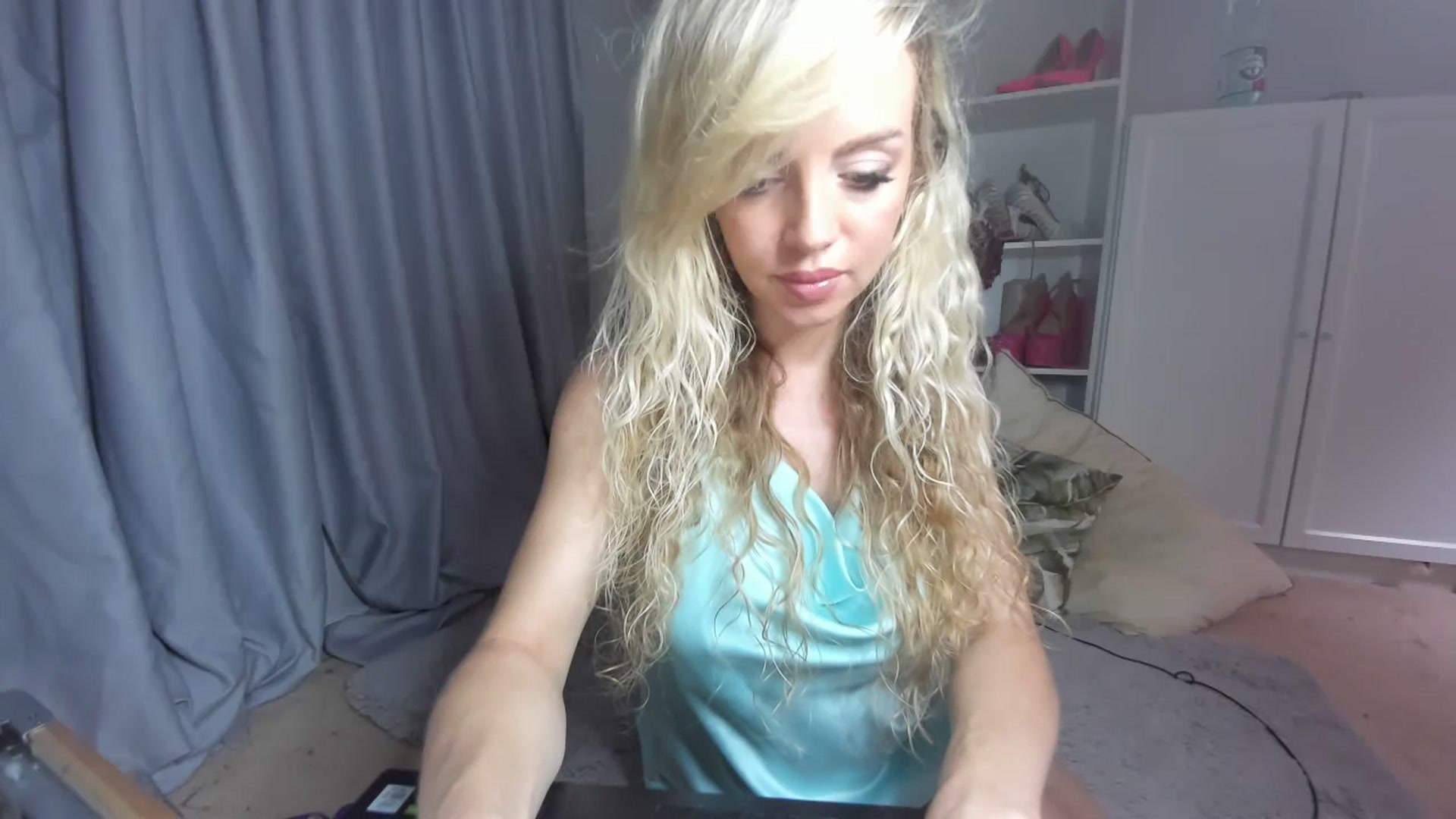 Gallery image thumbnail from Nadyasoft's myfreecams stream on, 09/12/2024, 10:23 image 2 of 20