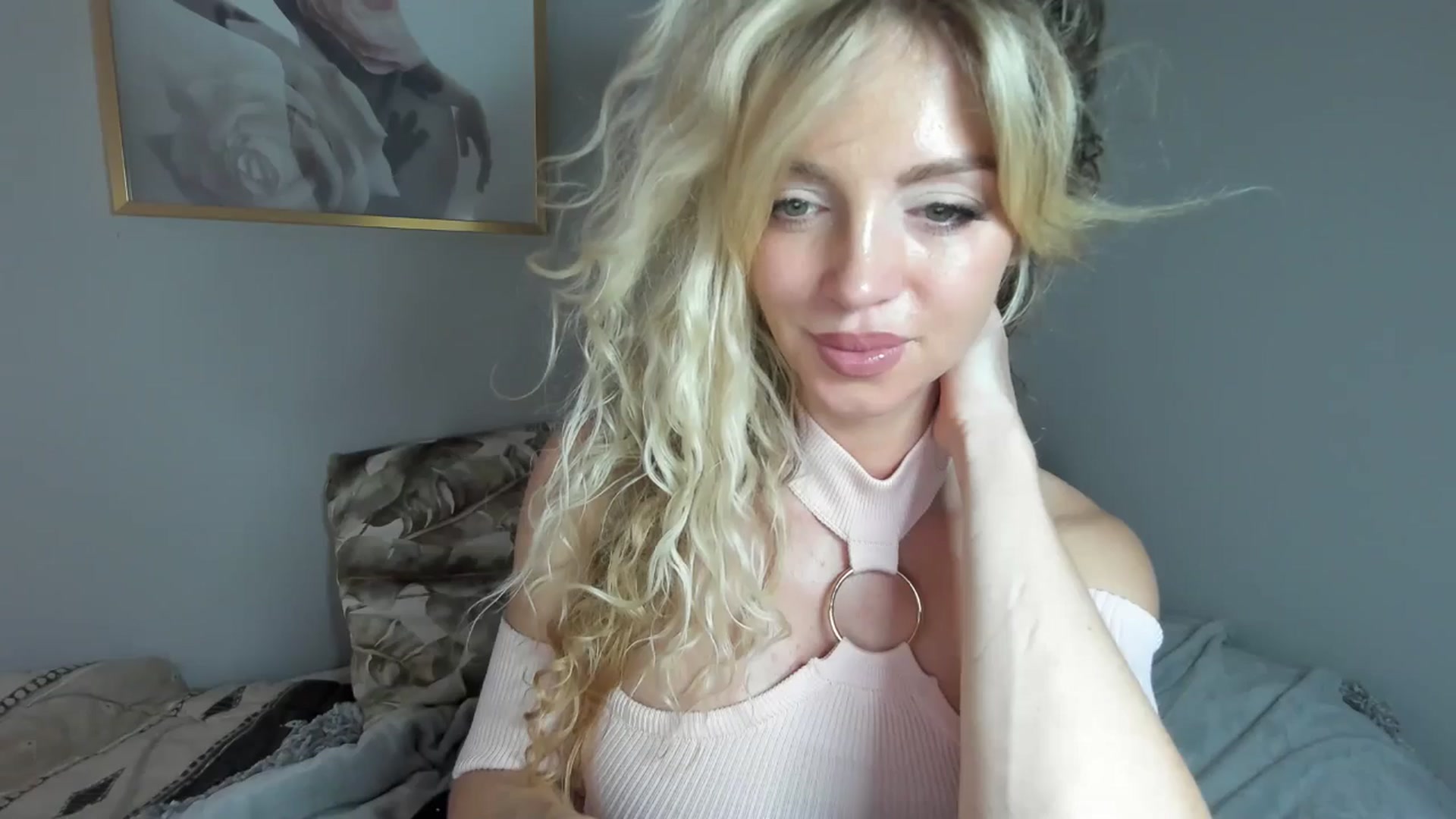 Gallery image thumbnail from Nadyasoft's myfreecams stream on, 09/23/2024, 14:03 image 5 of 20