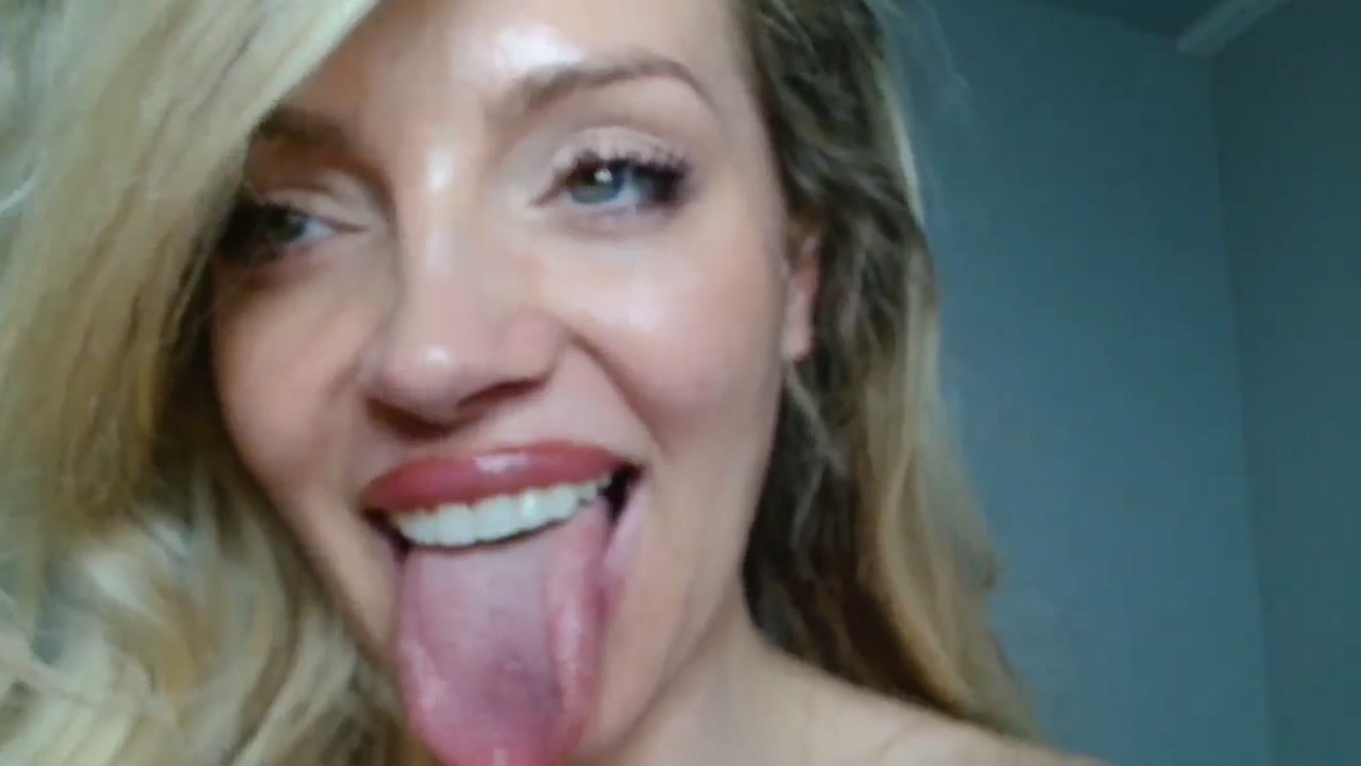 Gallery image thumbnail from Nadyasoft's myfreecams stream on, 10/09/2024, 16:52 image 20 of 20