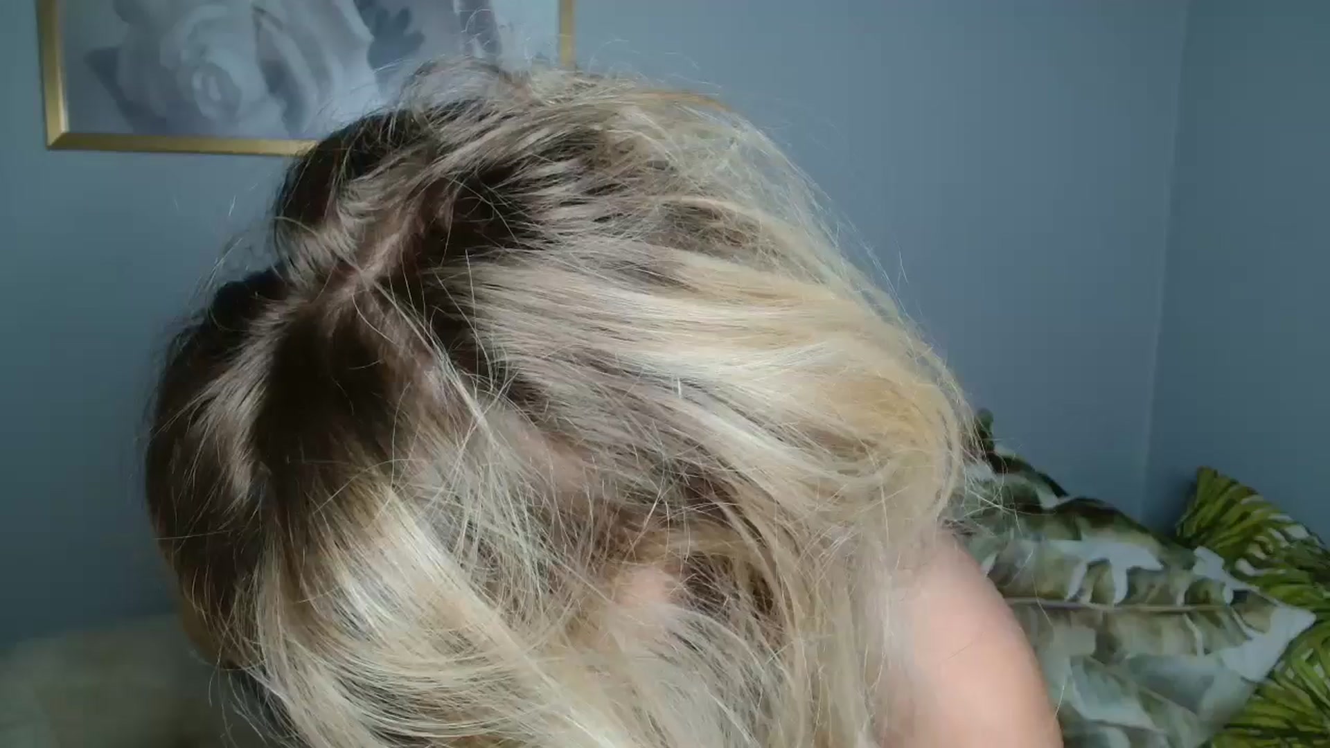 Gallery image thumbnail from Nadyasoft's myfreecams stream on, 10/09/2024, 18:23 image 13 of 20