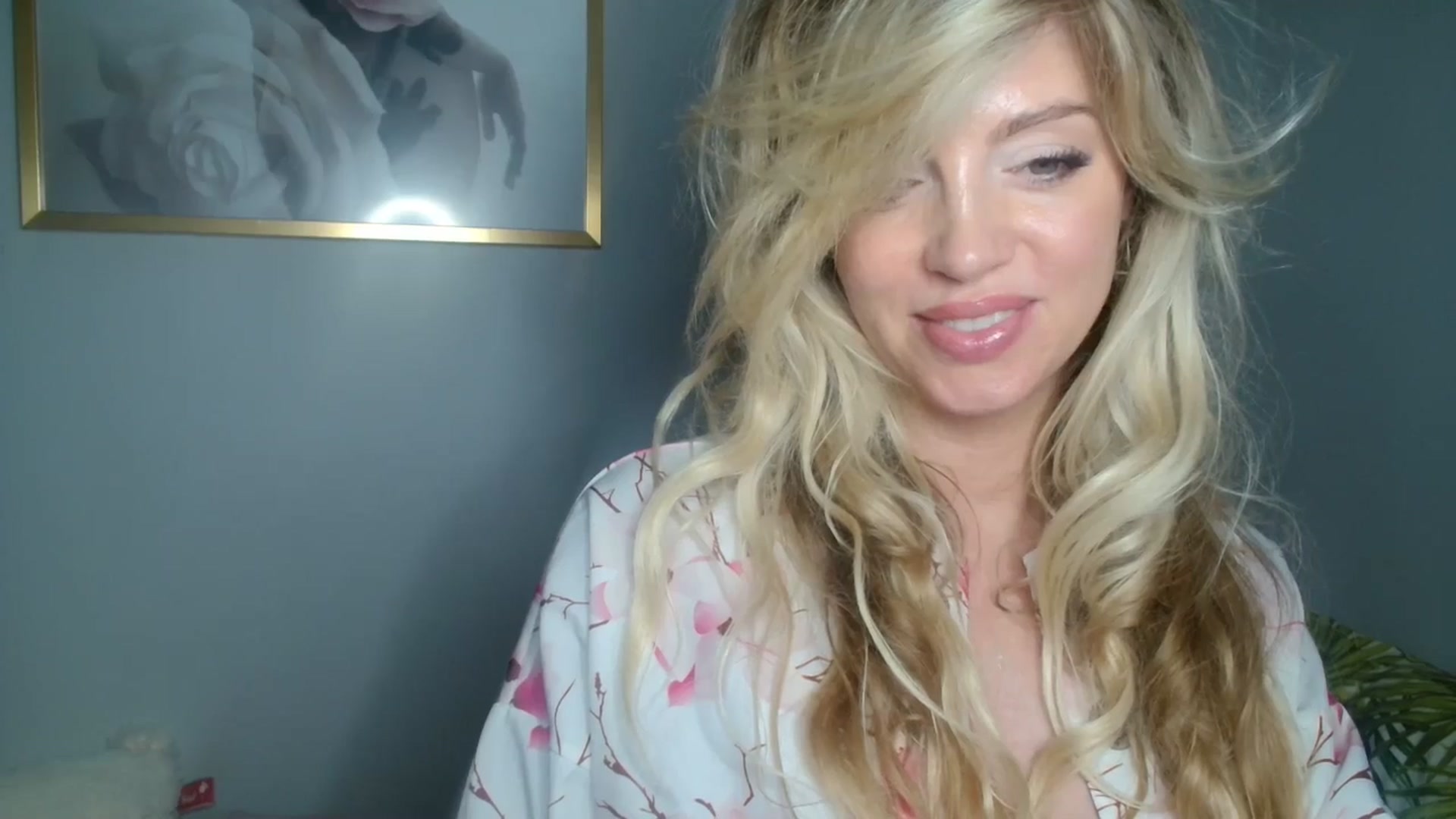 Gallery image thumbnail from Nadyasoft's myfreecams stream on, 10/11/2024, 13:20 image 6 of 20