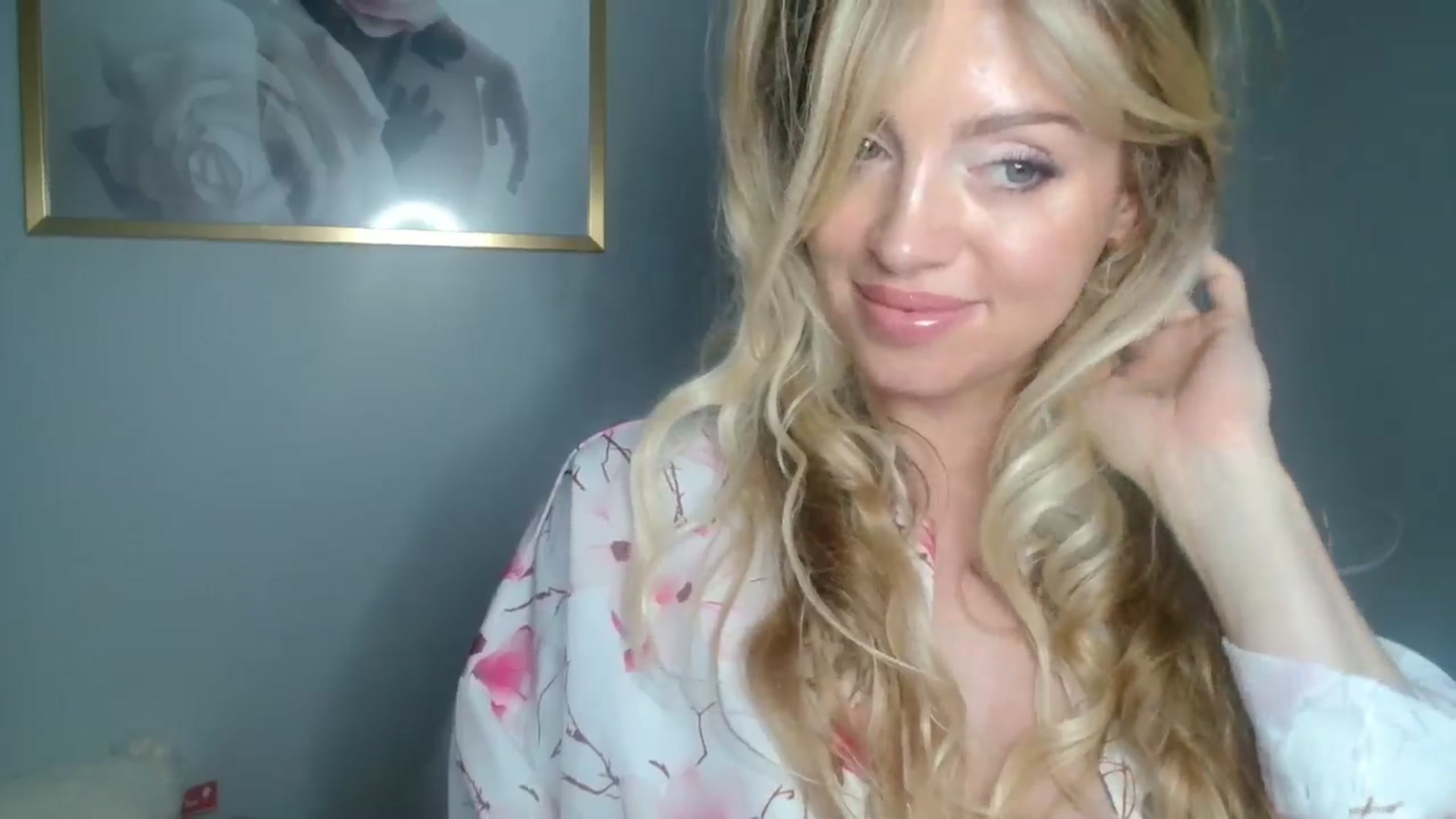 Gallery image thumbnail from Nadyasoft's myfreecams stream on, 10/11/2024, 13:20 image 8 of 20