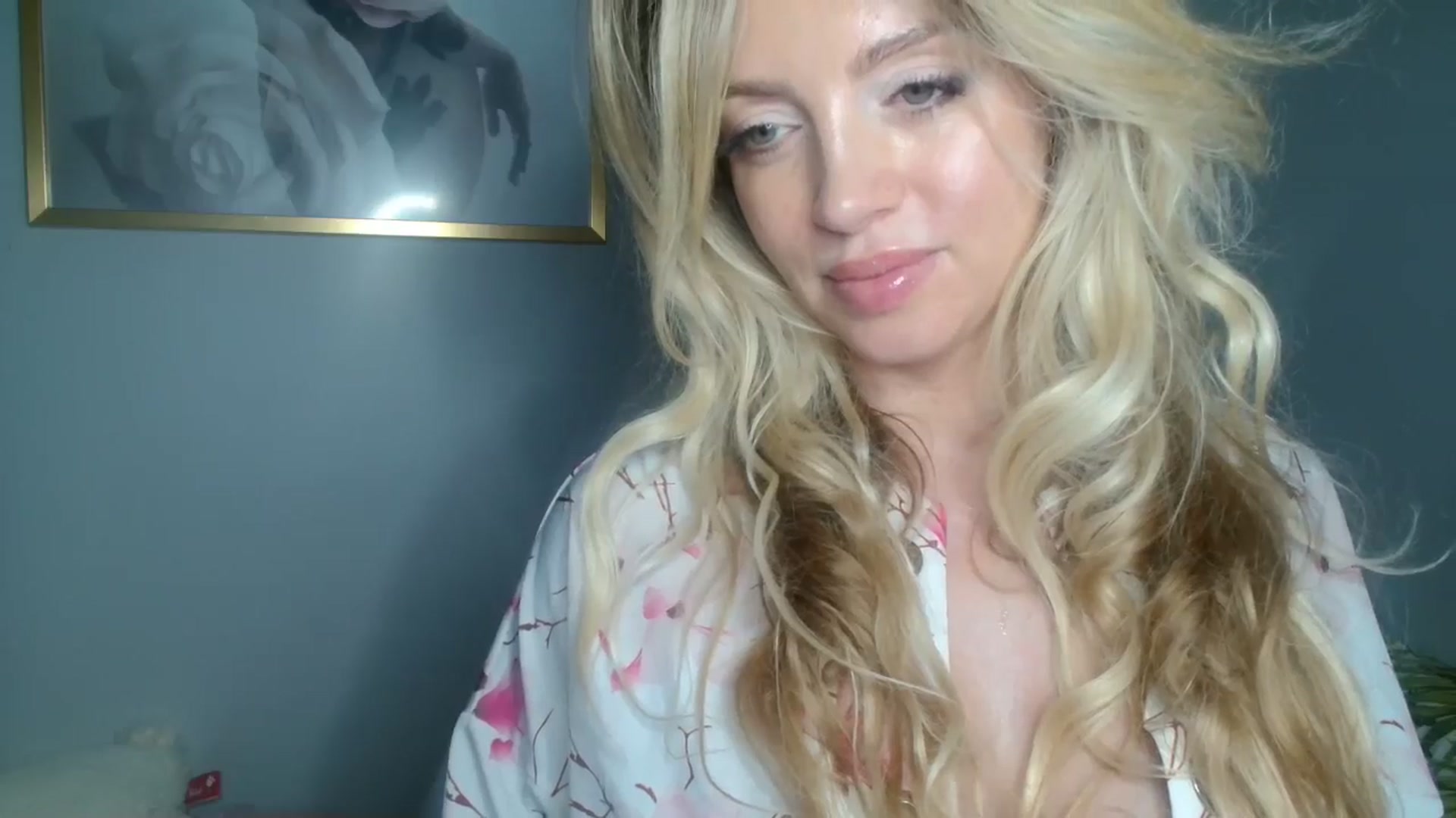 Gallery image thumbnail from Nadyasoft's myfreecams stream on, 10/11/2024, 13:20 image 7 of 20