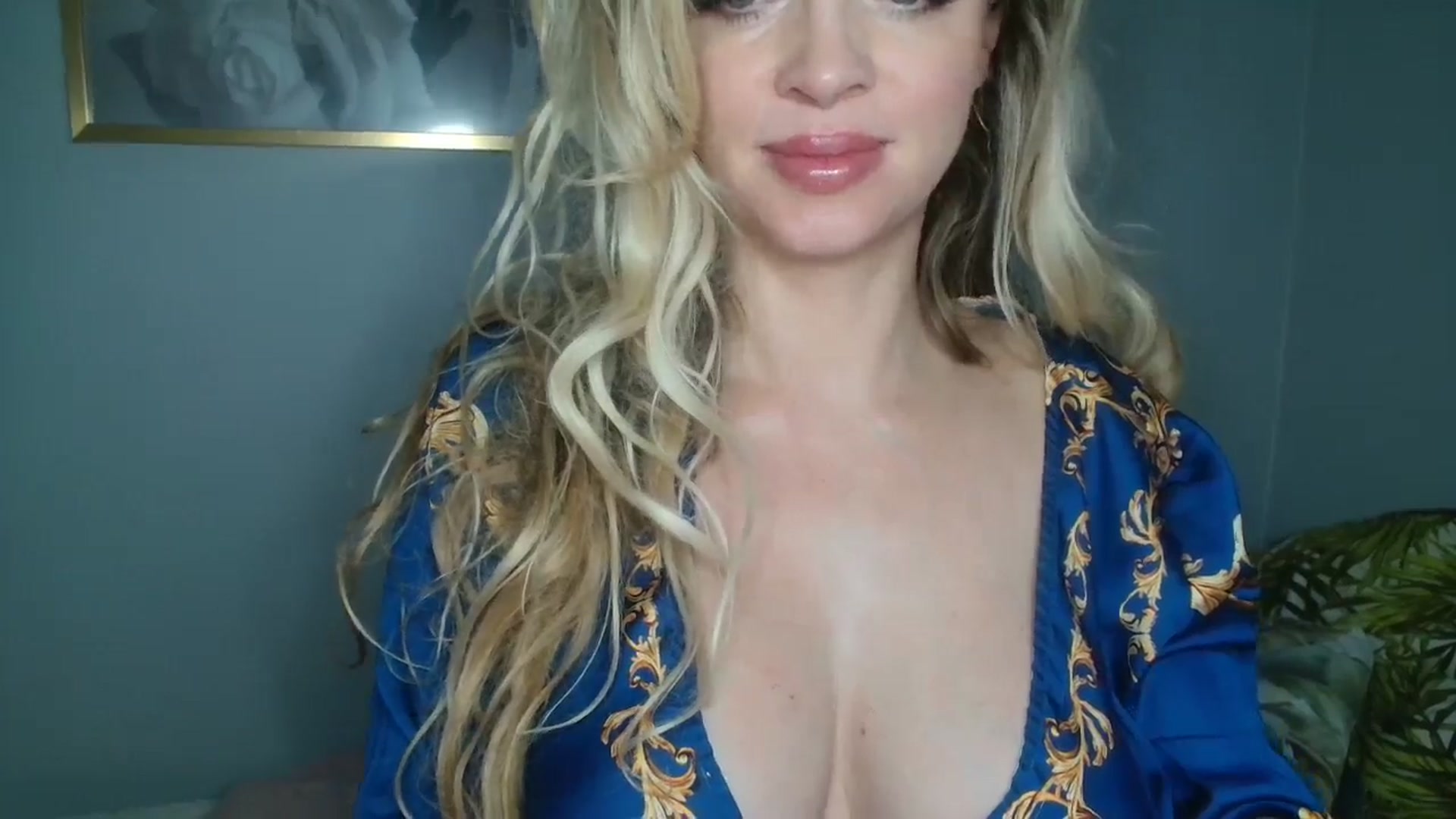 Gallery image thumbnail from Nadyasoft's myfreecams stream on, 10/13/2024, 13:32 image 3 of 20