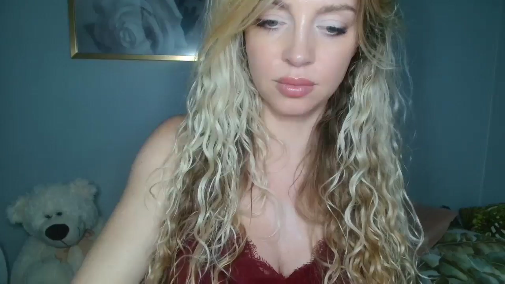 Gallery image thumbnail from Nadyasoft's myfreecams stream on, 10/15/2024, 14:58 image 9 of 20