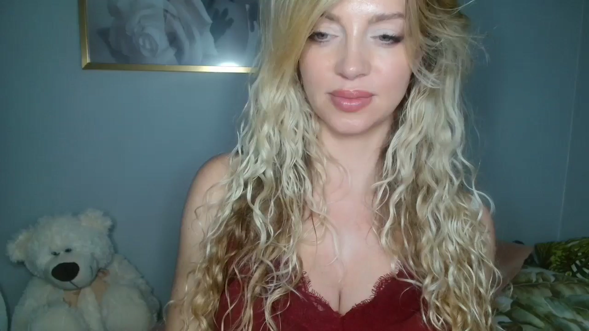 Gallery image thumbnail from Nadyasoft's myfreecams stream on, 10/15/2024, 14:58 image 11 of 20
