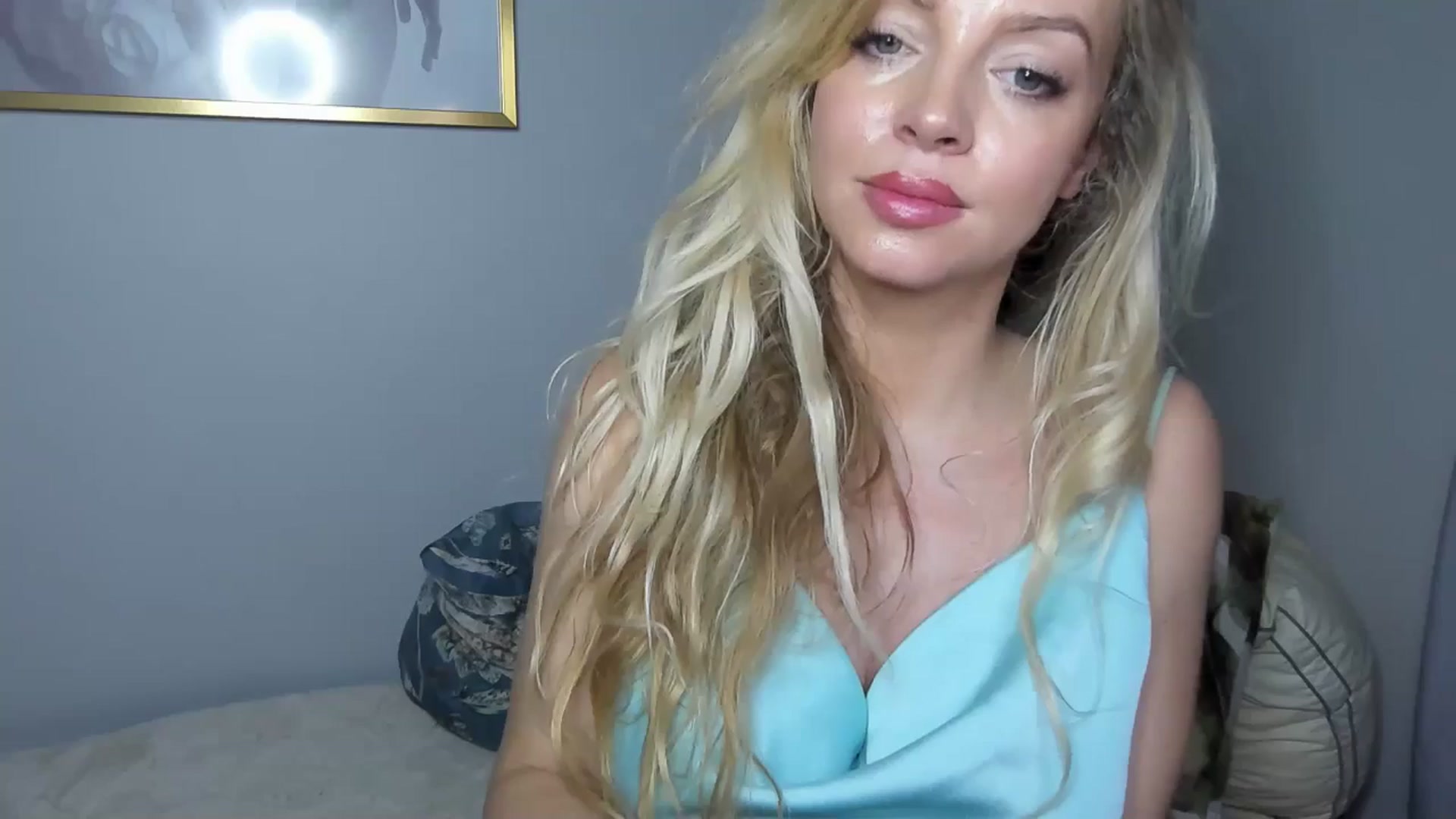 Gallery image thumbnail from Nadyasoft's myfreecams stream on, 10/29/2024, 15:36 image 9 of 20