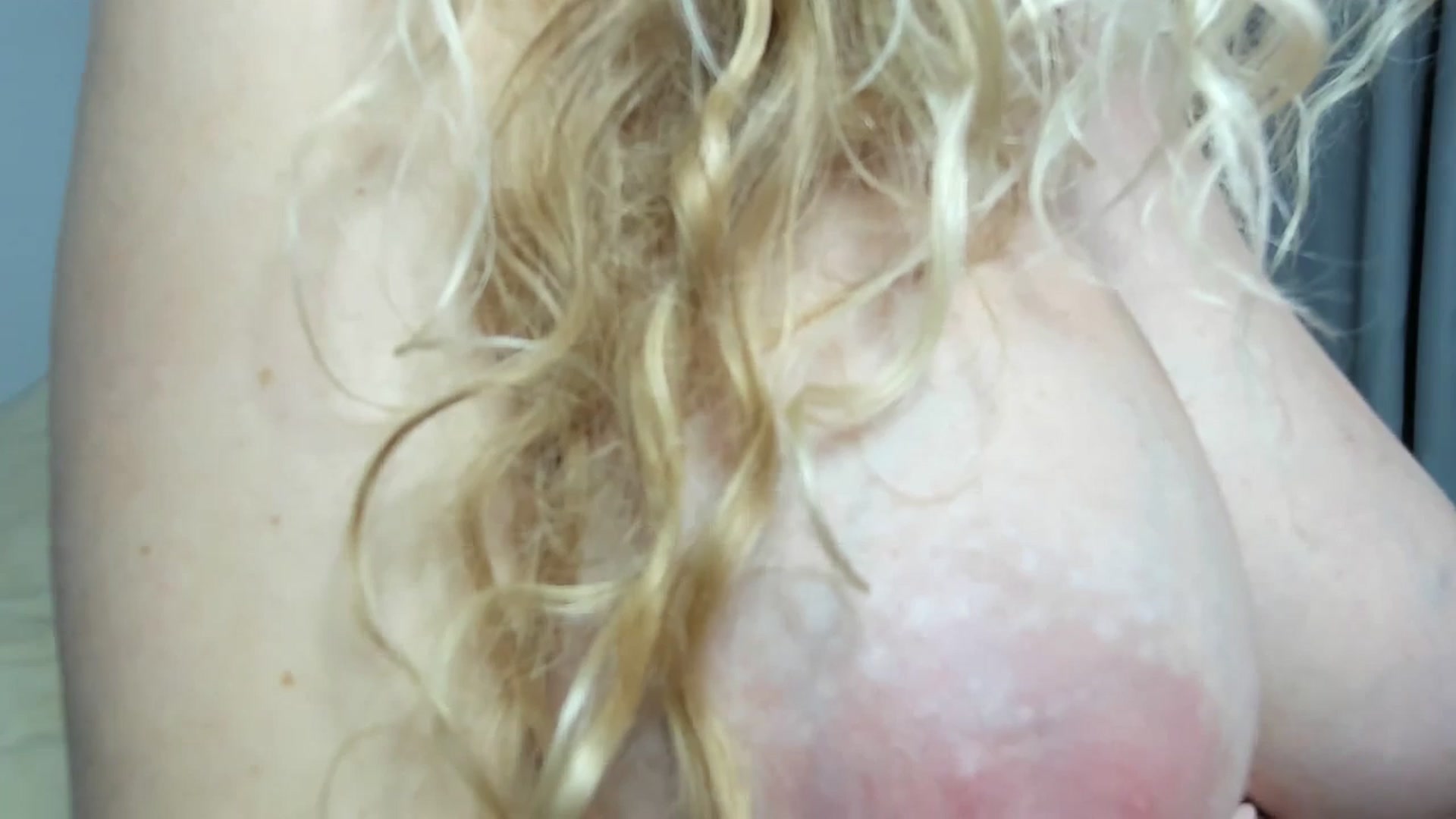 Gallery image thumbnail from Nadyasoft's myfreecams stream on, 11/07/2024, 17:10 image 3 of 20