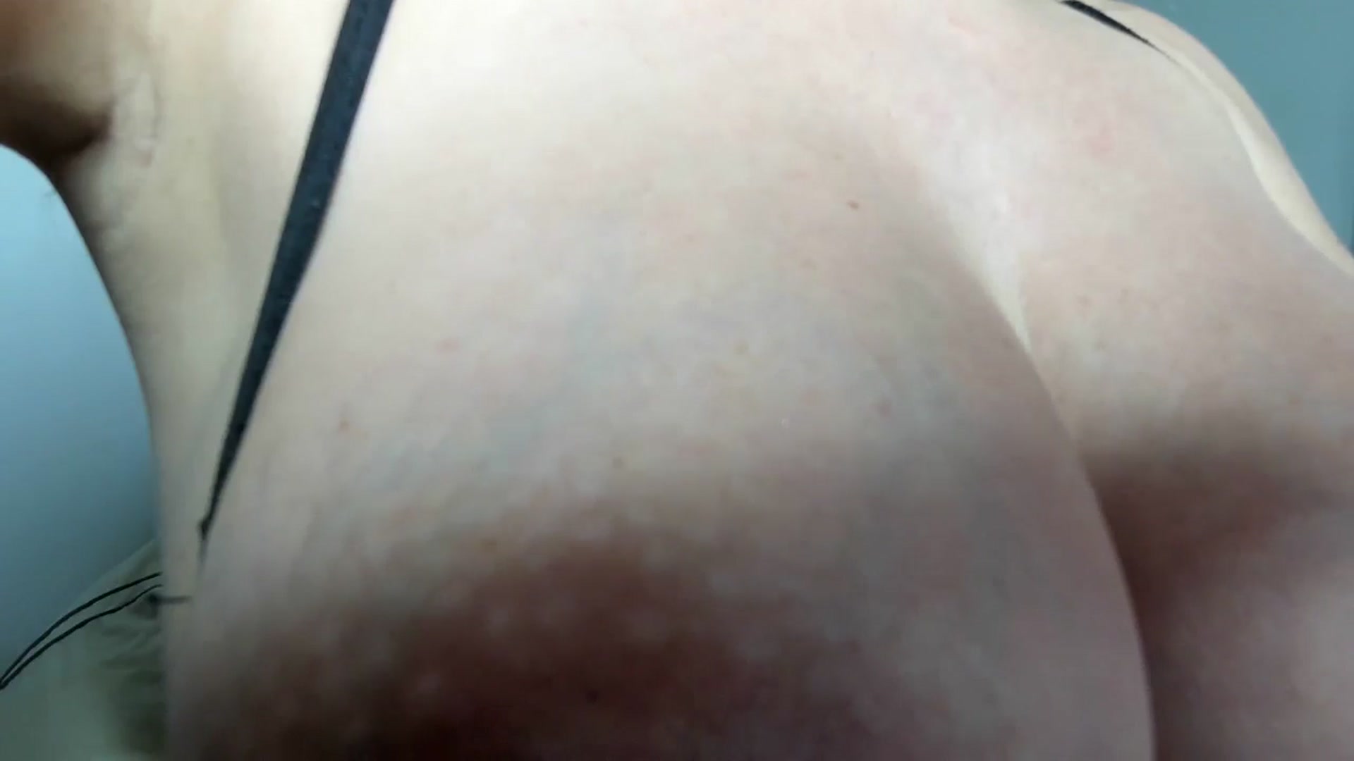 Gallery image thumbnail from Nadyasoft's myfreecams stream on, 11/11/2024, 17:55 image 18 of 20
