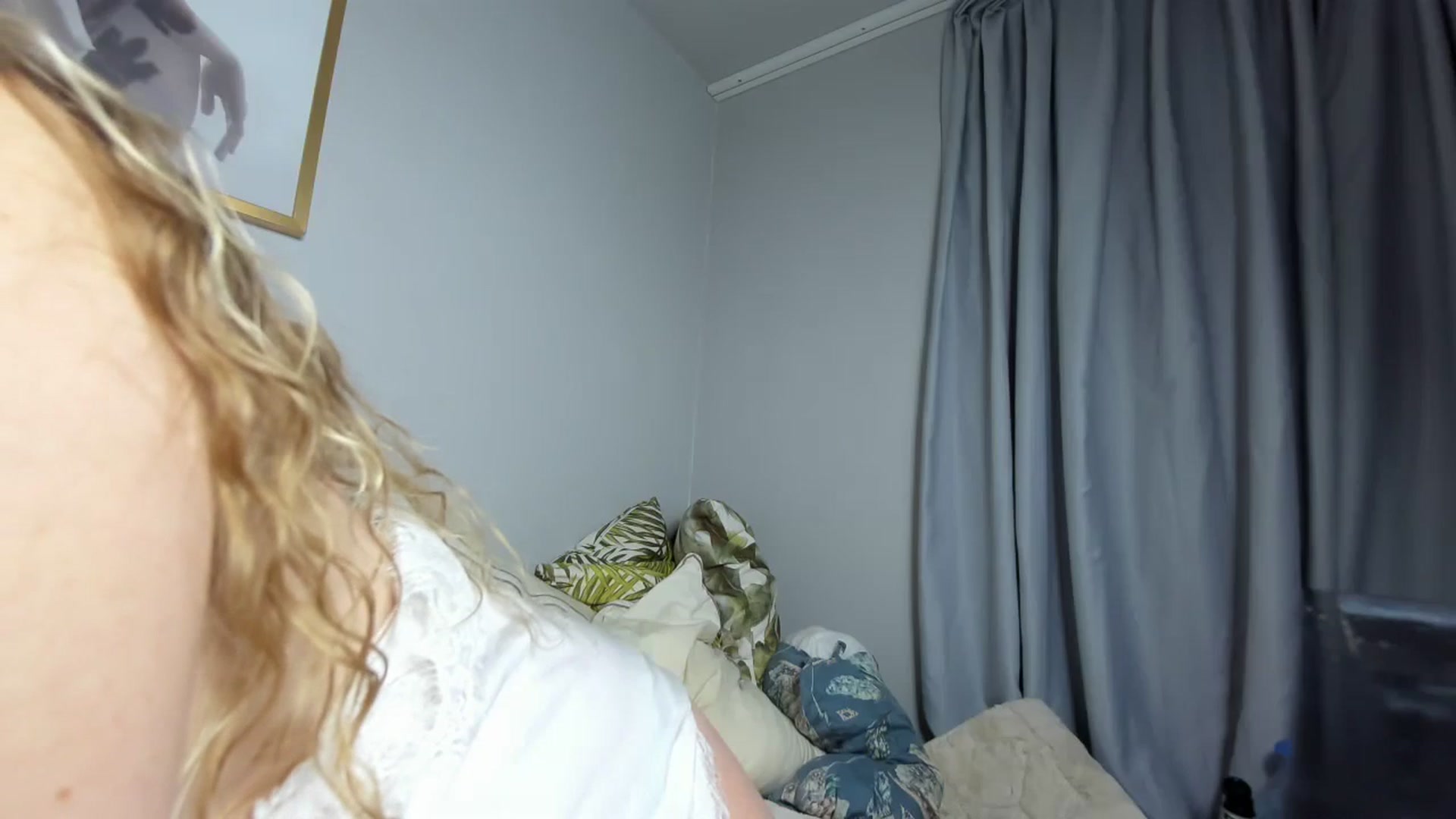 Gallery image thumbnail from Nadyasoft's myfreecams stream on, 11/17/2024, 11:04 image 9 of 20