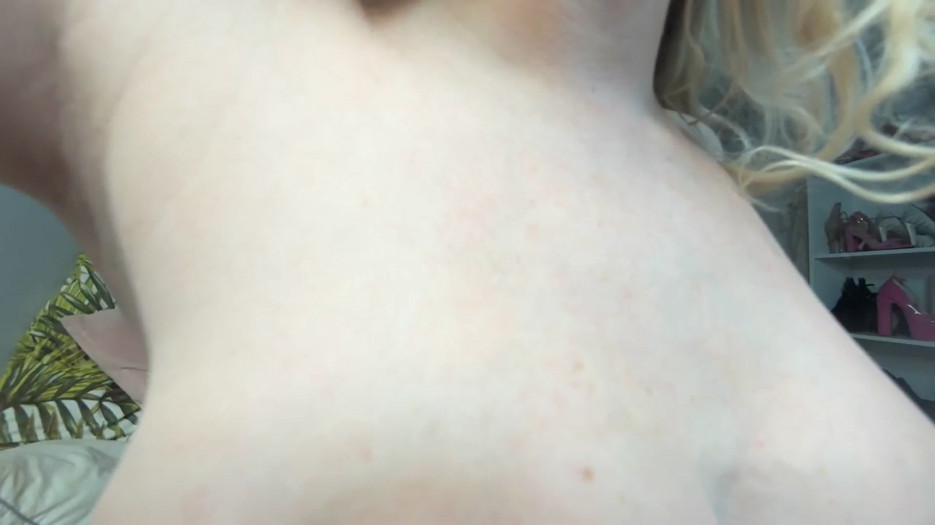 Gallery image thumbnail from Nadyasoft's myfreecams stream on, 12/29/2024, 18:42 image 15 of 20