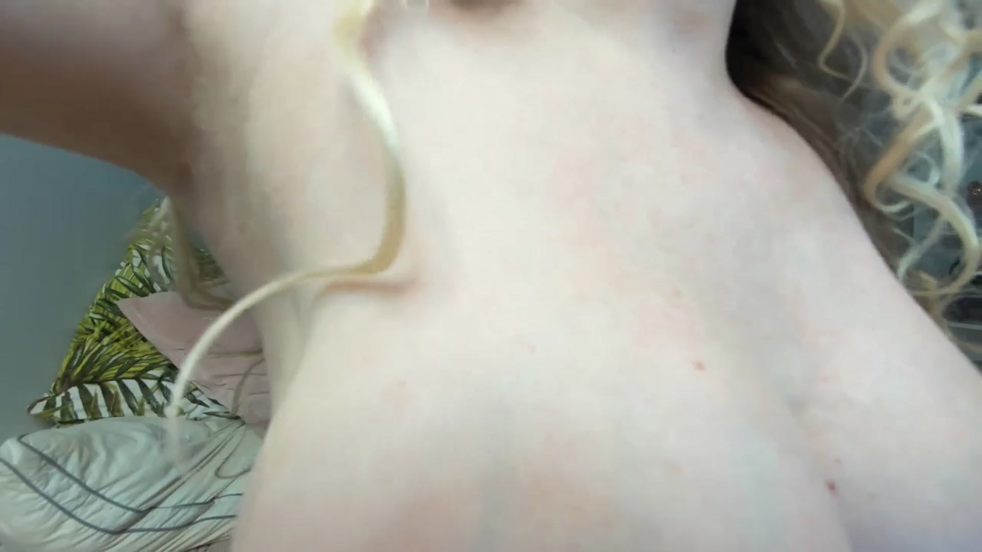 Gallery image thumbnail from Nadyasoft's myfreecams stream on, 12/29/2024, 18:42 image 11 of 20