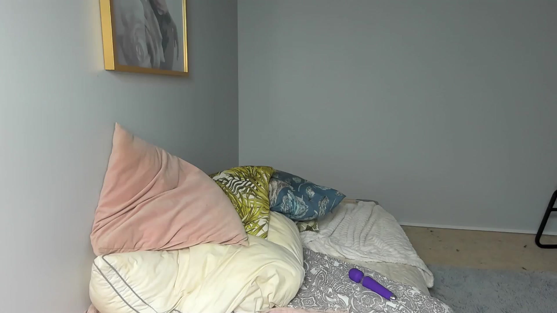 Gallery image thumbnail from Nadyasoft's myfreecams stream on, 01/02/2025, 14:38 image 11 of 20
