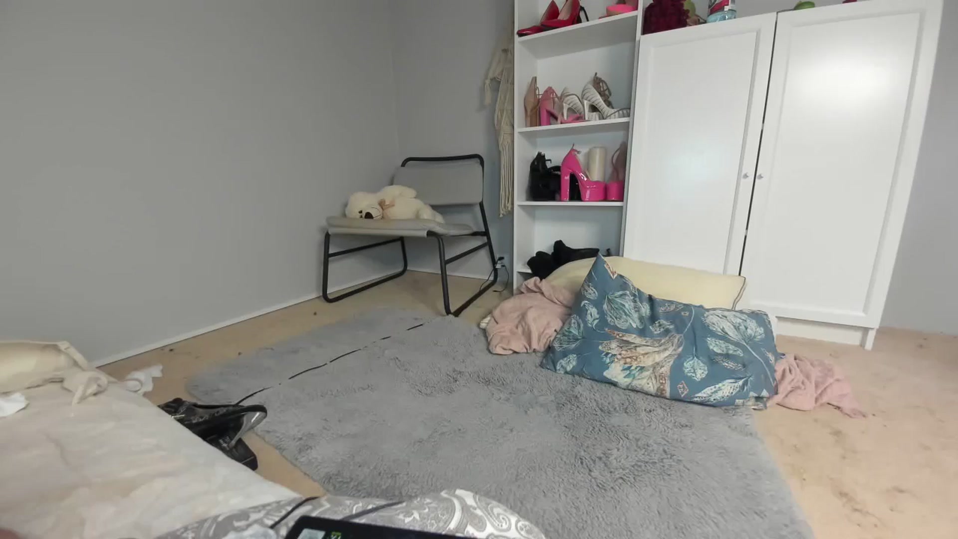 Gallery image thumbnail from Nadyasoft's myfreecams stream on, 09/26/2025, 14:59 image 5 of 20