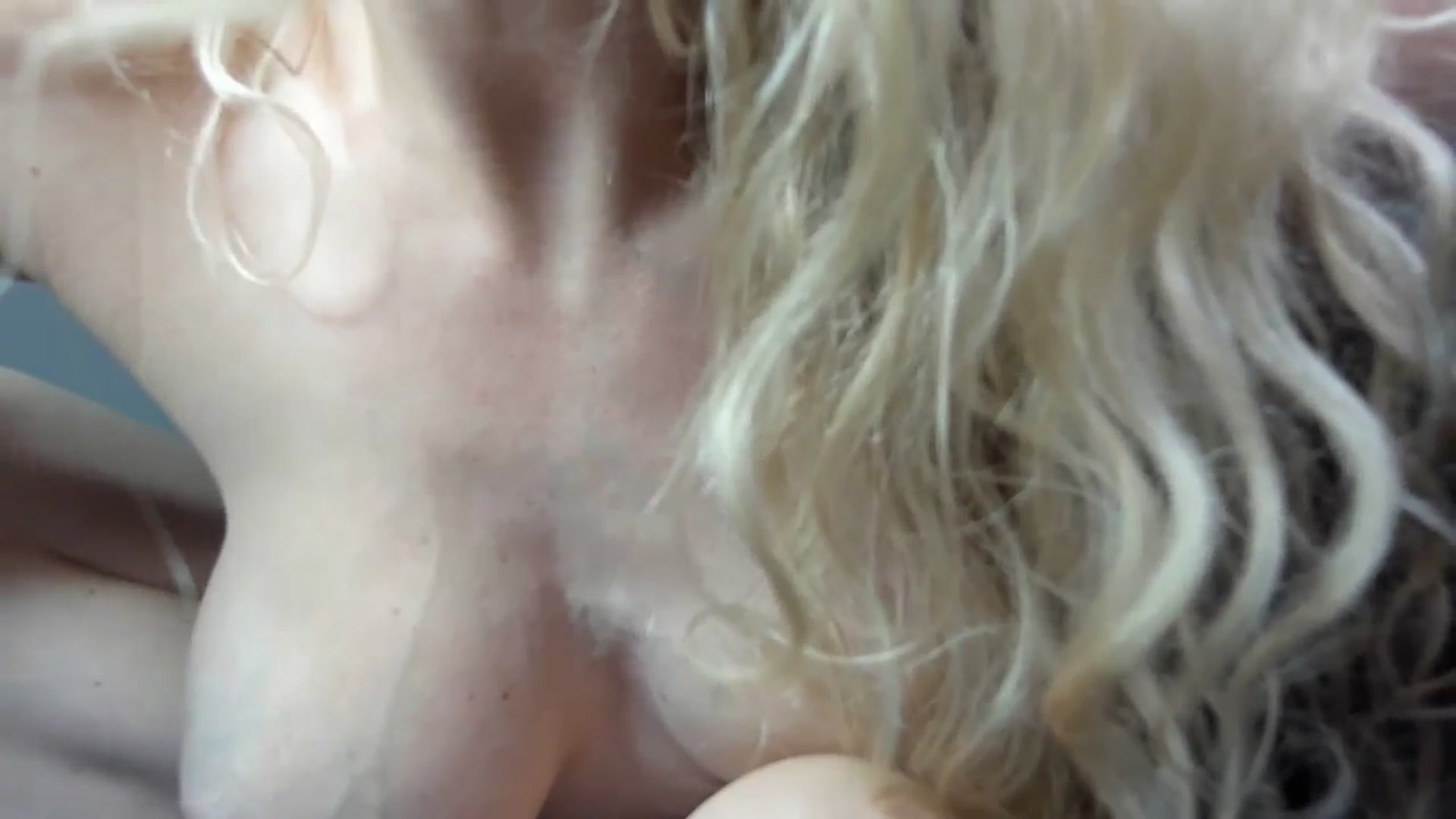 Gallery image thumbnail from Nadyasoft's myfreecams stream on, 11/19/2025, 17:33 image 9 of 20
