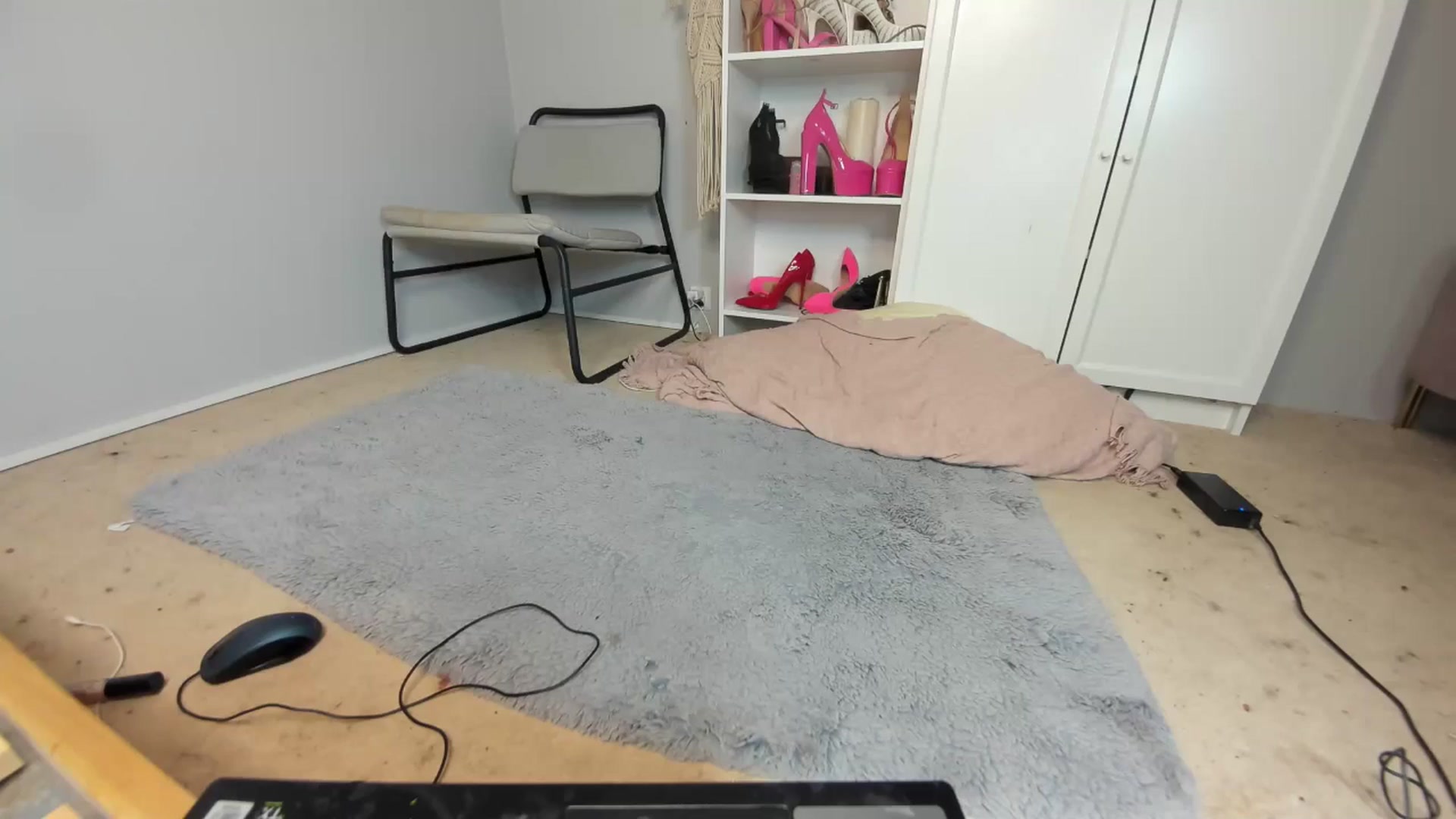 Gallery image thumbnail from Nadyasoft's myfreecams stream on, 03/18/2026, 18:58 image 20 of 20