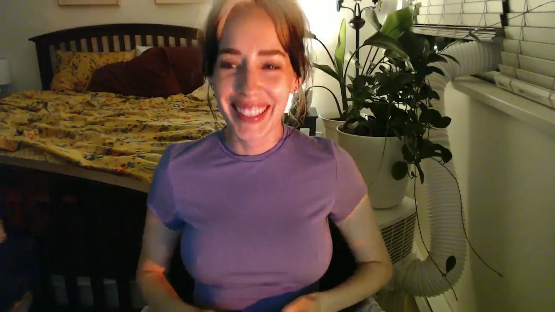 Gallery image thumbnail from NahlaHoney's myfreecams stream on, 08/18/2024, 04:22 image 20 of 20