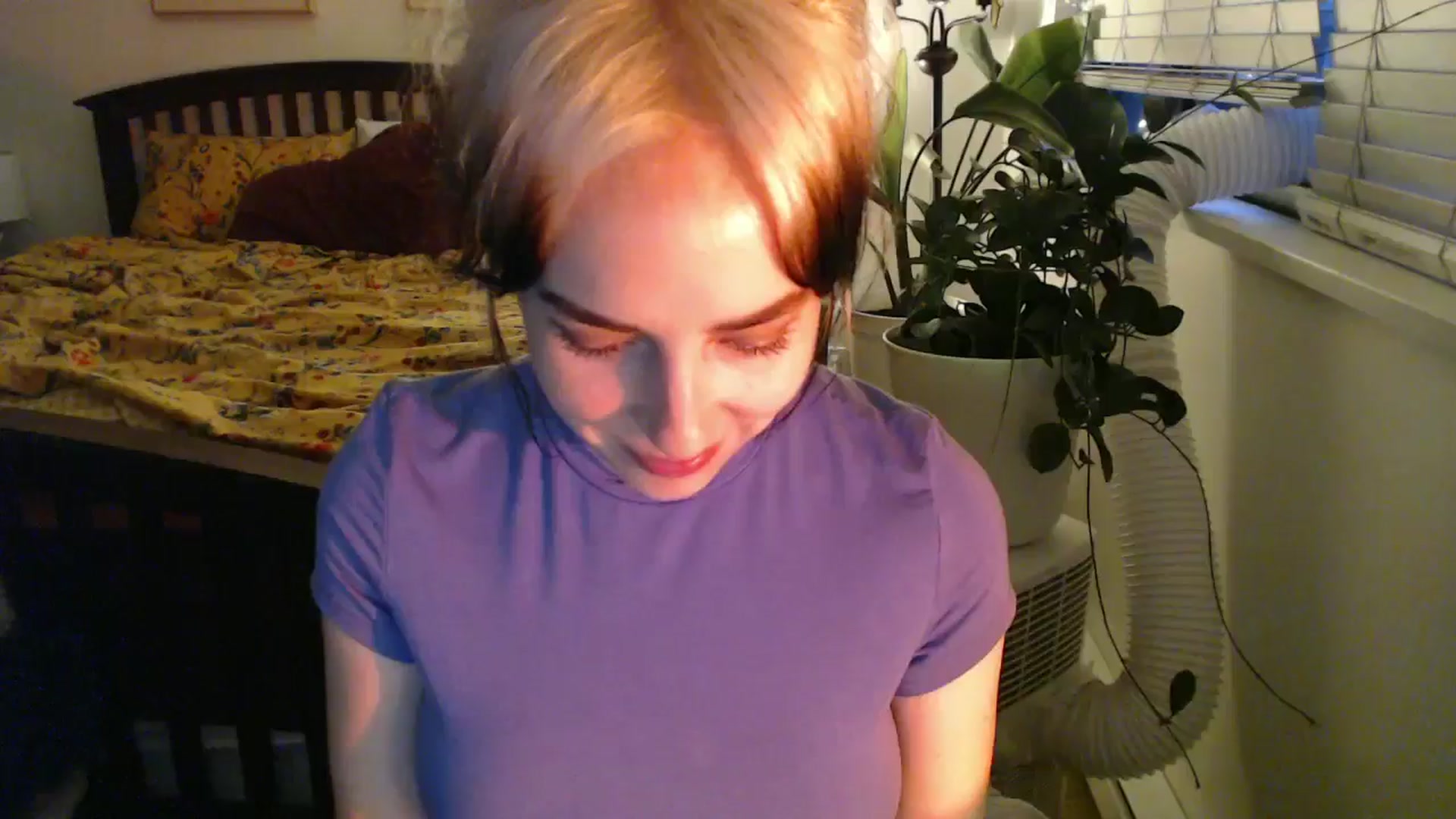 Gallery image thumbnail from NahlaHoney's myfreecams stream on, 08/18/2024, 04:22 image 14 of 20