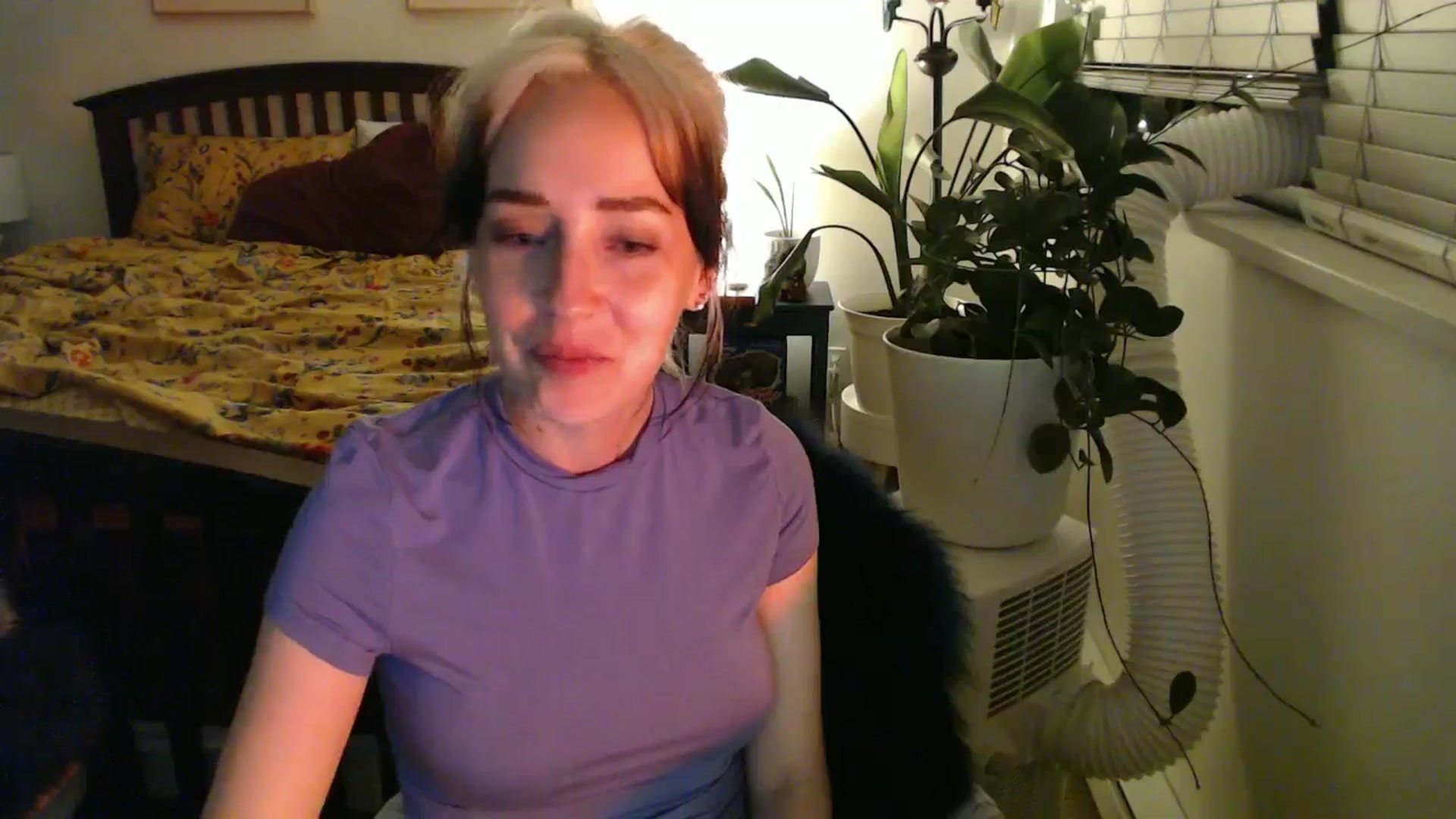 Gallery image thumbnail from NahlaHoney's myfreecams stream on, 08/18/2024, 04:22 image 19 of 20