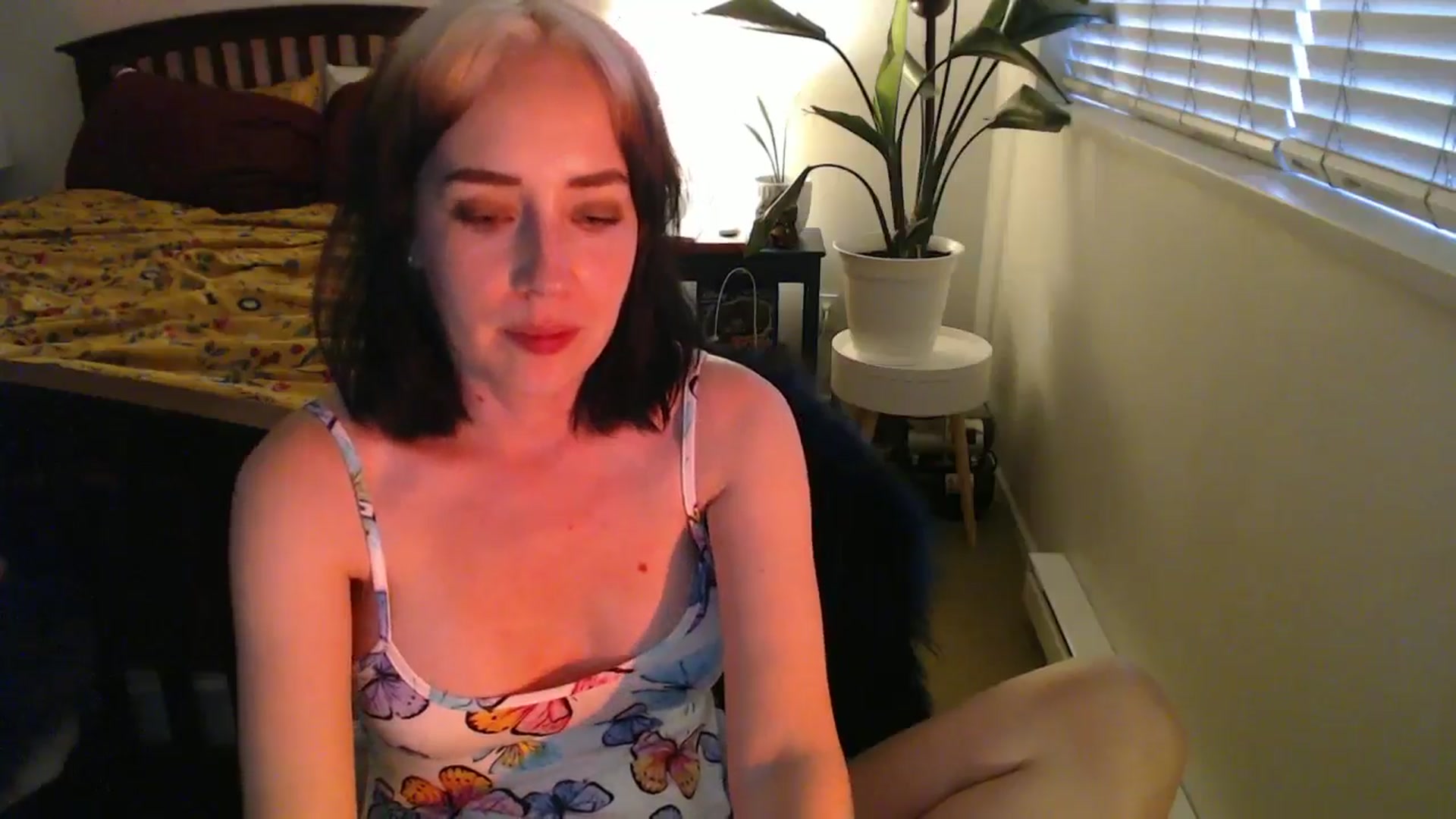 Gallery image thumbnail from NahlaHoney's myfreecams stream on, 08/21/2024, 03:42 image 16 of 20