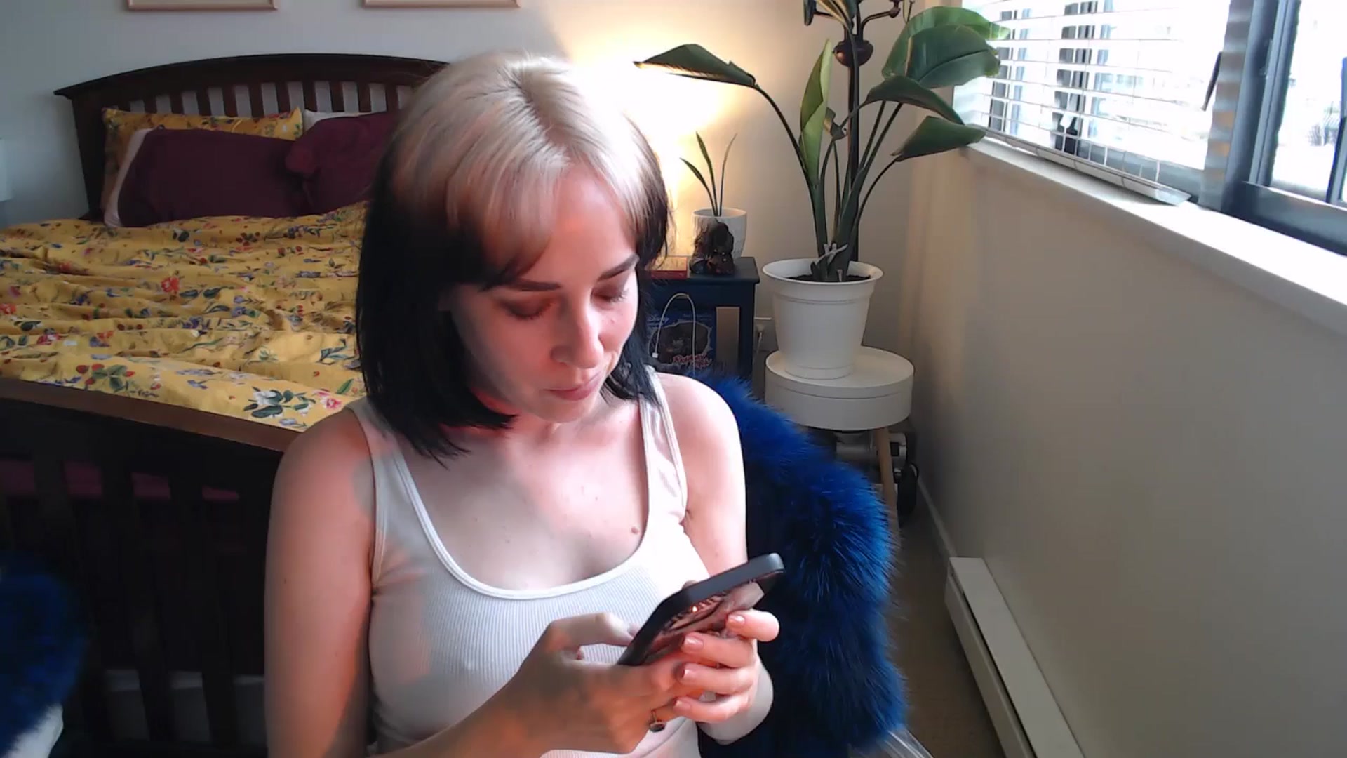 Gallery image thumbnail from NahlaHoney's myfreecams stream on, 08/22/2024, 04:37 image 1 of 20