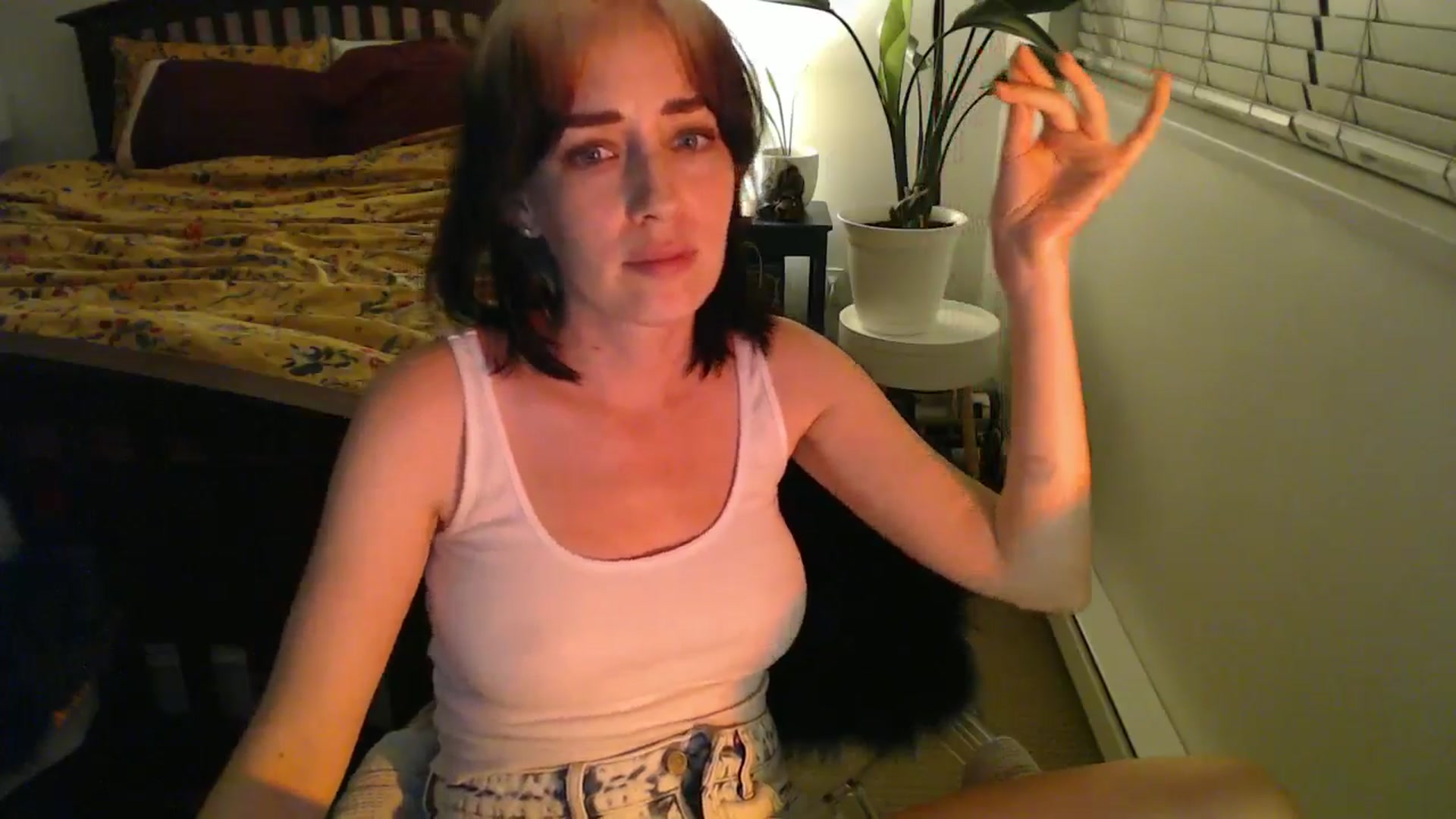Gallery image thumbnail from NahlaHoney's myfreecams stream on, 08/22/2024, 04:37 image 17 of 20