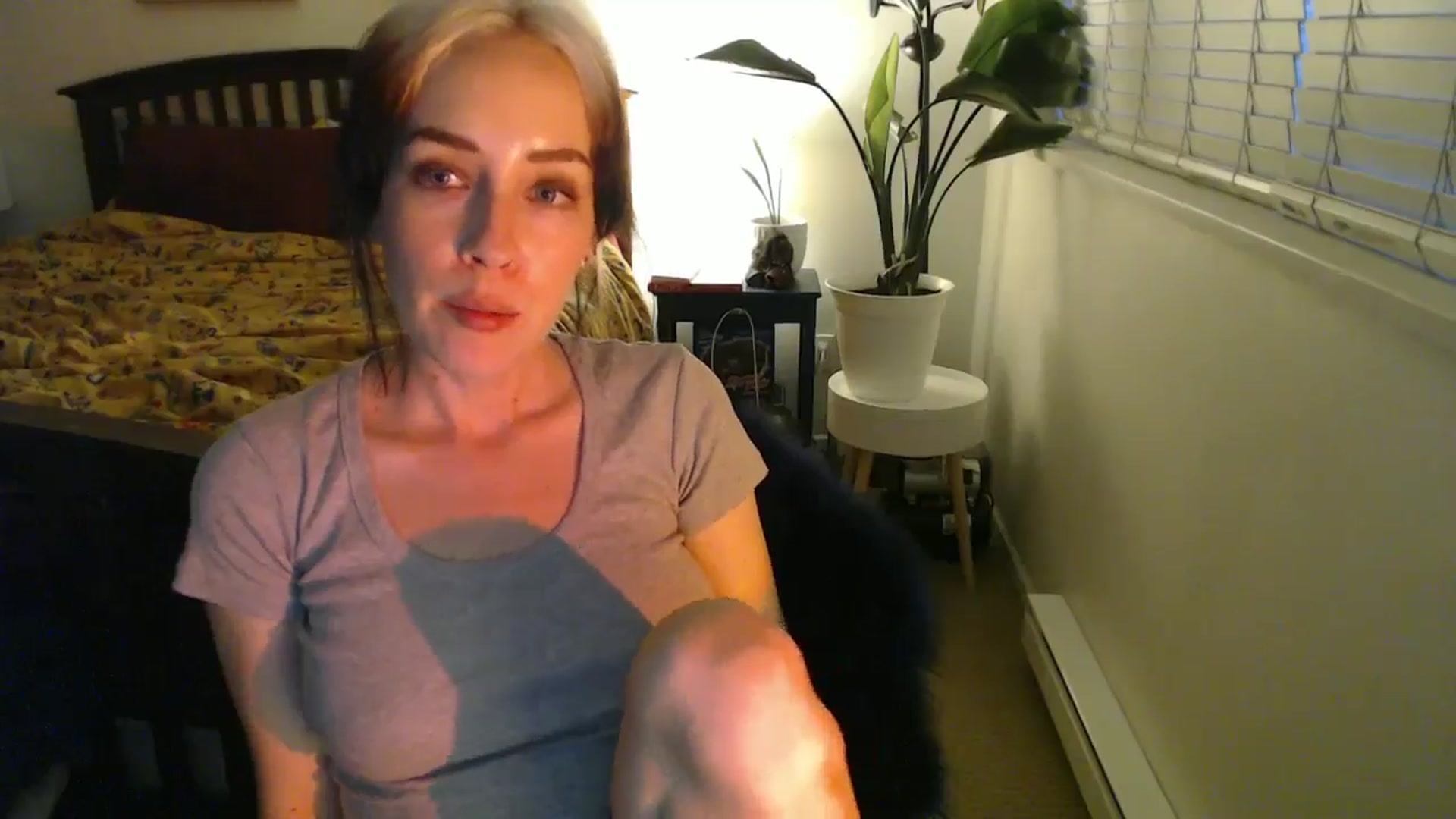Gallery image thumbnail from NahlaHoney's myfreecams stream on, 08/27/2024, 03:15 image 15 of 20