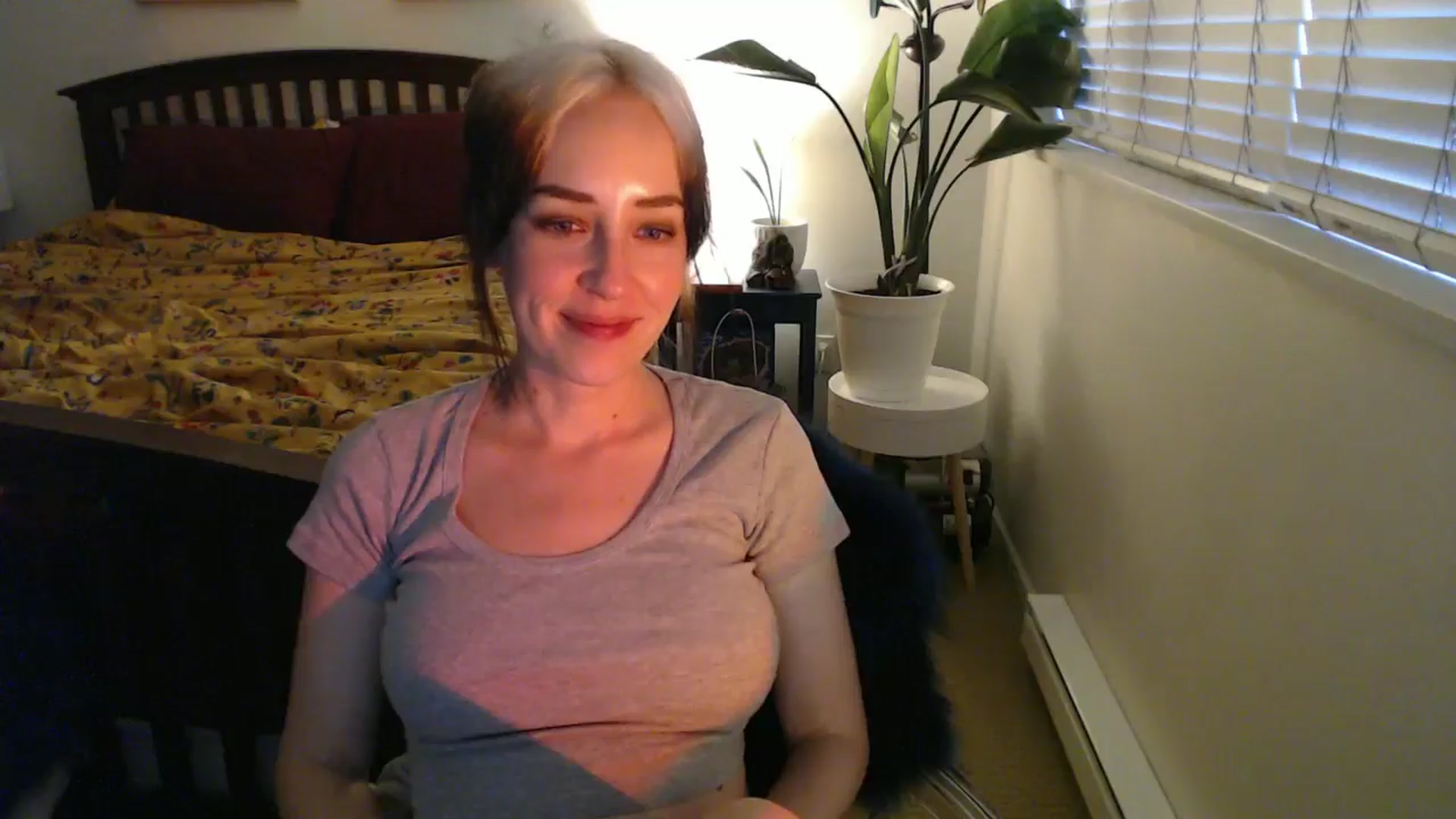 Gallery image thumbnail from NahlaHoney's myfreecams stream on, 08/27/2024, 03:15 image 9 of 20