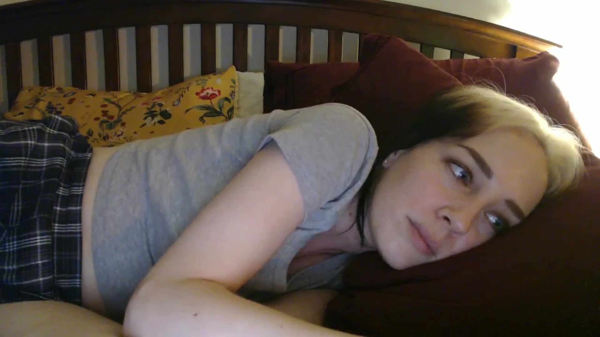 Gallery image thumbnail from NahlaHoney's myfreecams stream on, 08/27/2024, 04:29 image 2 of 20