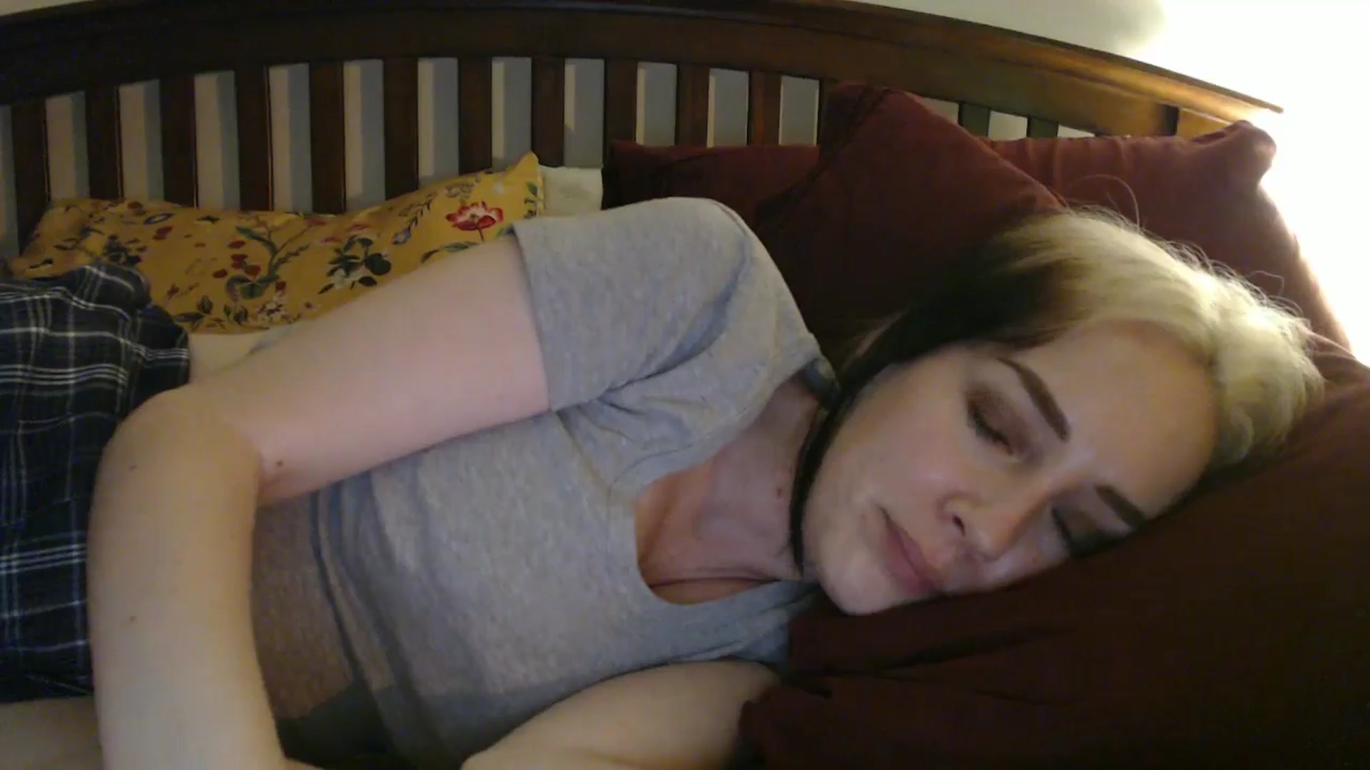 Gallery image thumbnail from NahlaHoney's myfreecams stream on, 08/27/2024, 04:29 image 4 of 20