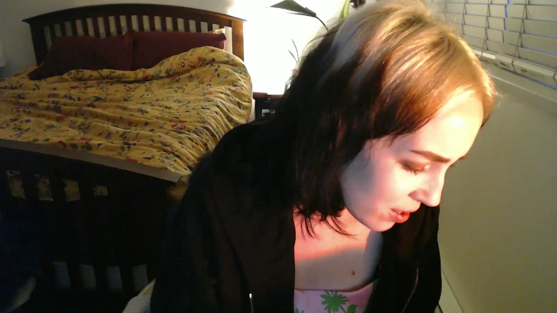 Gallery image thumbnail from NahlaHoney's myfreecams stream on, 08/28/2024, 04:56 image 11 of 20