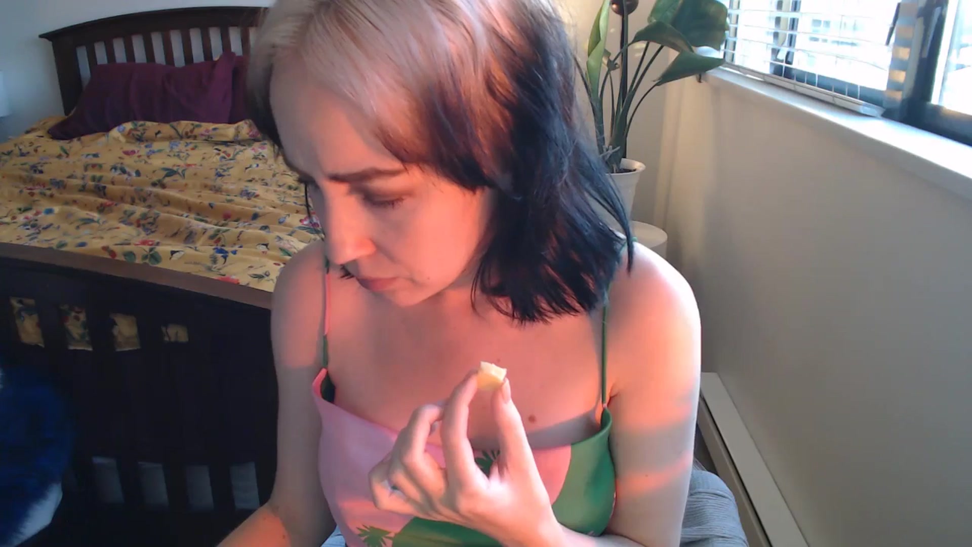 Gallery image thumbnail from NahlaHoney's myfreecams stream on, 08/28/2024, 04:56 image 7 of 20