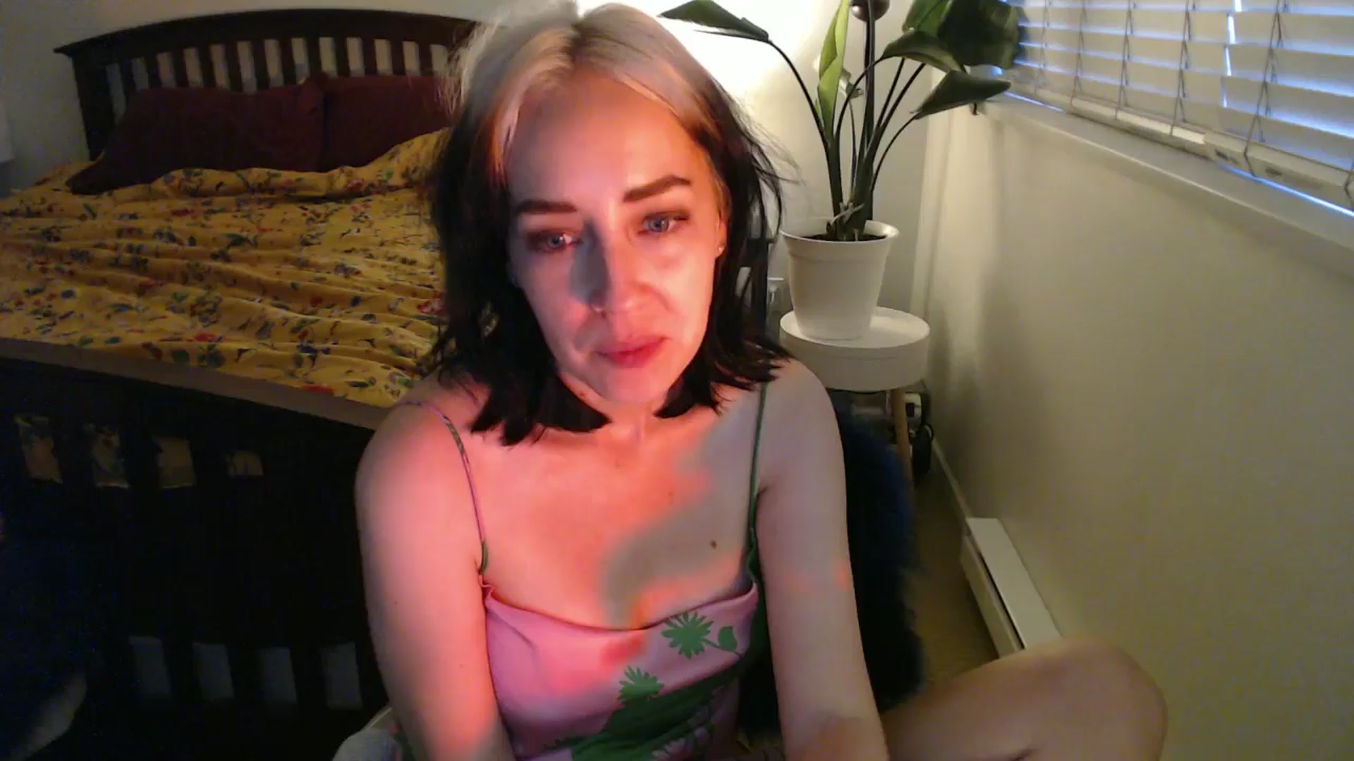Gallery image thumbnail from NahlaHoney's myfreecams stream on, 08/28/2024, 04:56 image 9 of 20
